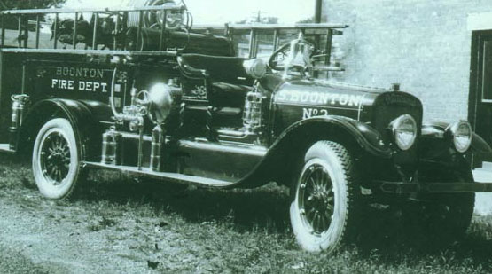  1923 Waterous  This engine was stationed at the South Boonton Firehouse and arrived with 2 other Waterous Engines on August 16, 1923. However this was the only single-tank combination hose & chemical model. The 2 other similar engines purchased by the Maxfield and Harmony companies where double & triple combination models. All 3 Waterous Engines had at least 1 copper nickel-plated tank behind the driver seat and where all built on Wilcox Chassis, supplied by the Wilcox Trux Company, Minneapolis, Minnesota. This engine was equipped with a 300 GPM pump. 