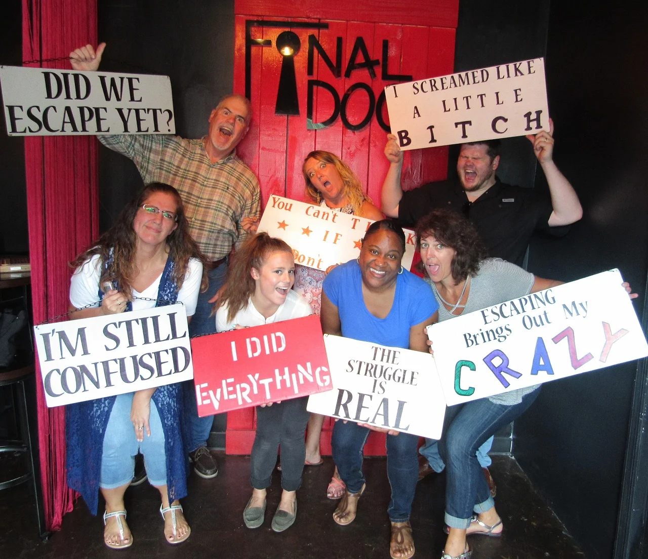 the-final-door-escape-room-columbia-team-picture-6.jpg