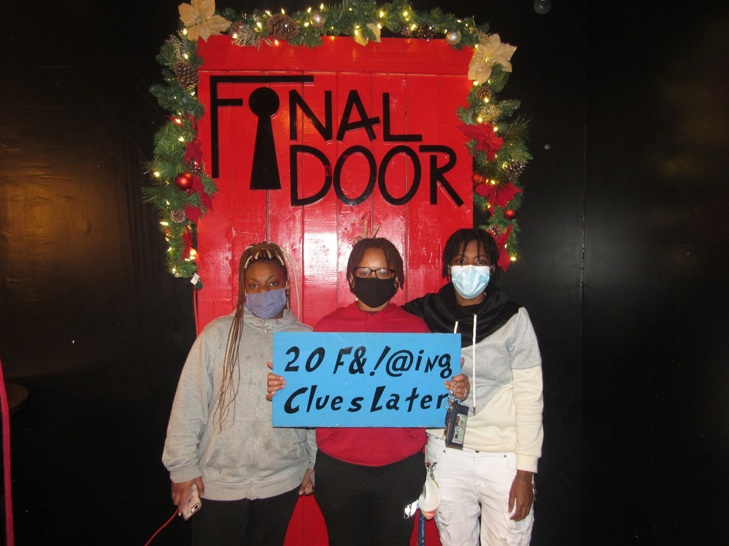 the-final-door-escape-room-columbia-sc-team-photos-1-1-21 (7).JPG