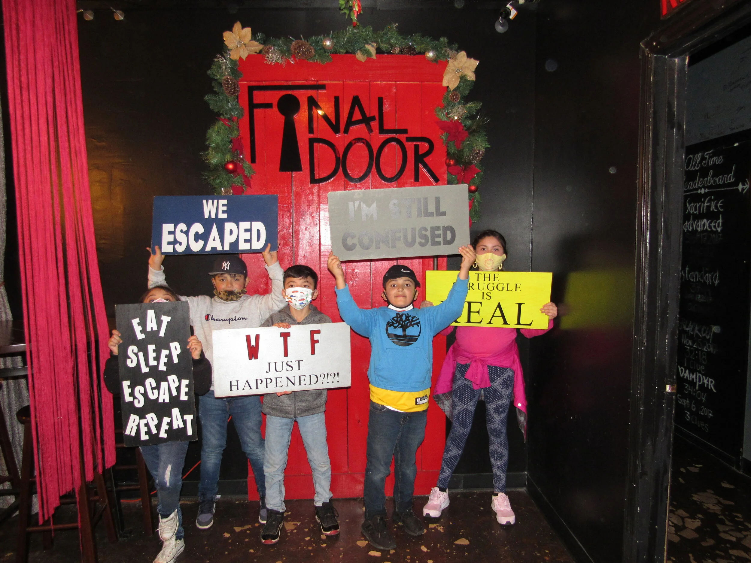 the-final-door-escape-room-columbia-sc-team-photos-1-5-21 (1).JPG