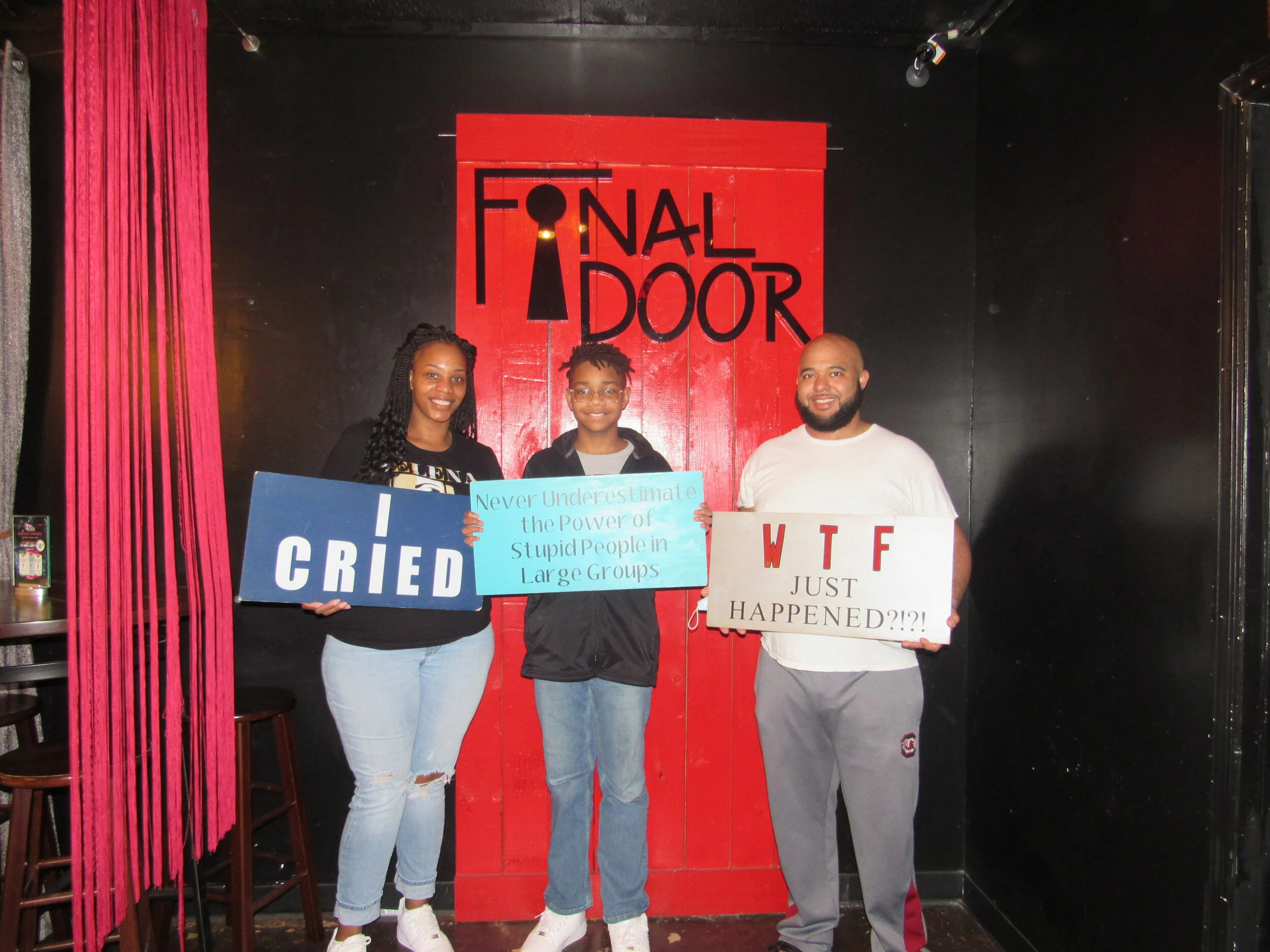 the-final-door-escape-room-columbia-sc-team-photos-02-11-21 (1).JPG