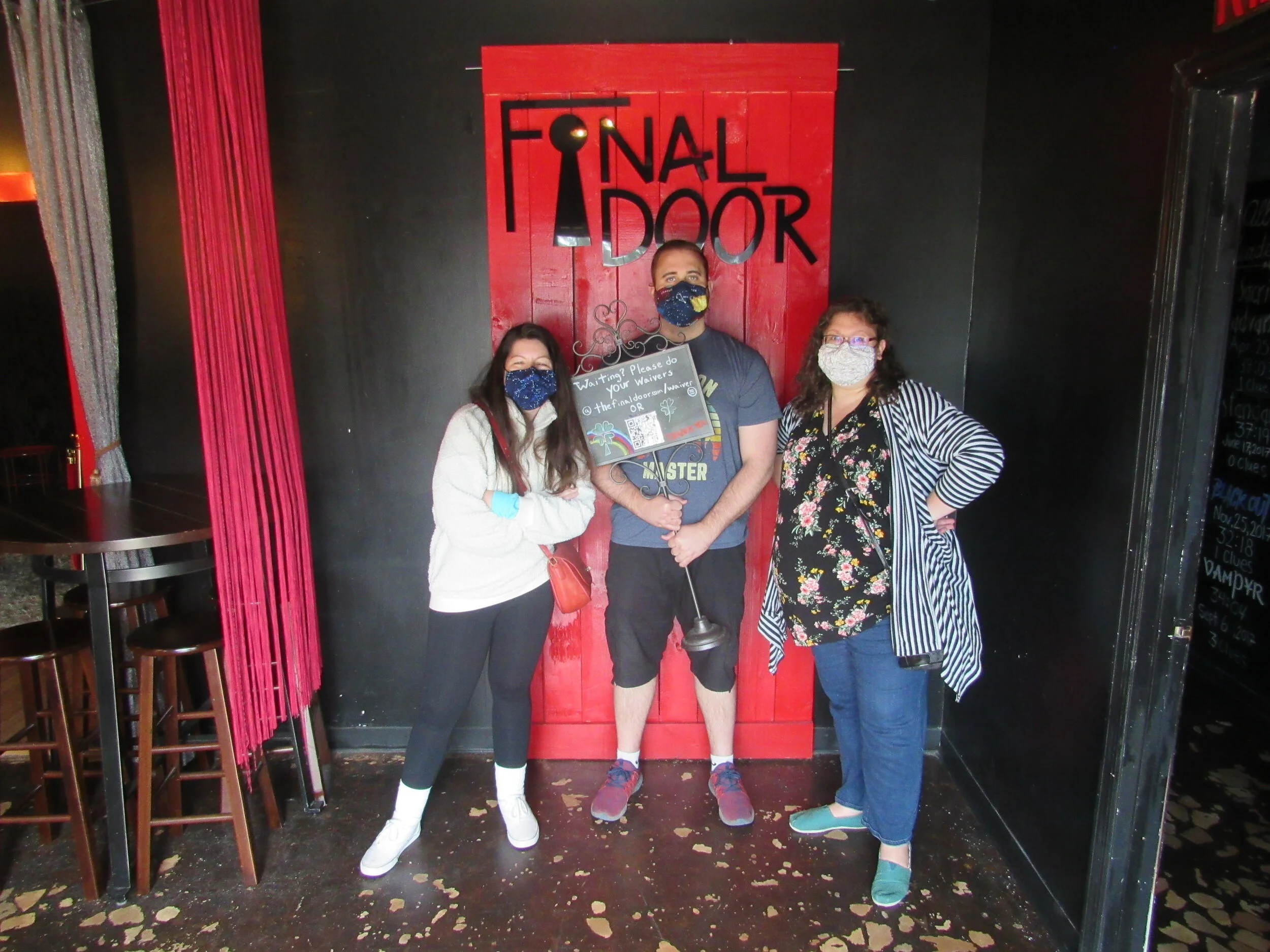 the-final-door-escape-room-columbia-sc-team-photos-02-27-21 (11).JPG