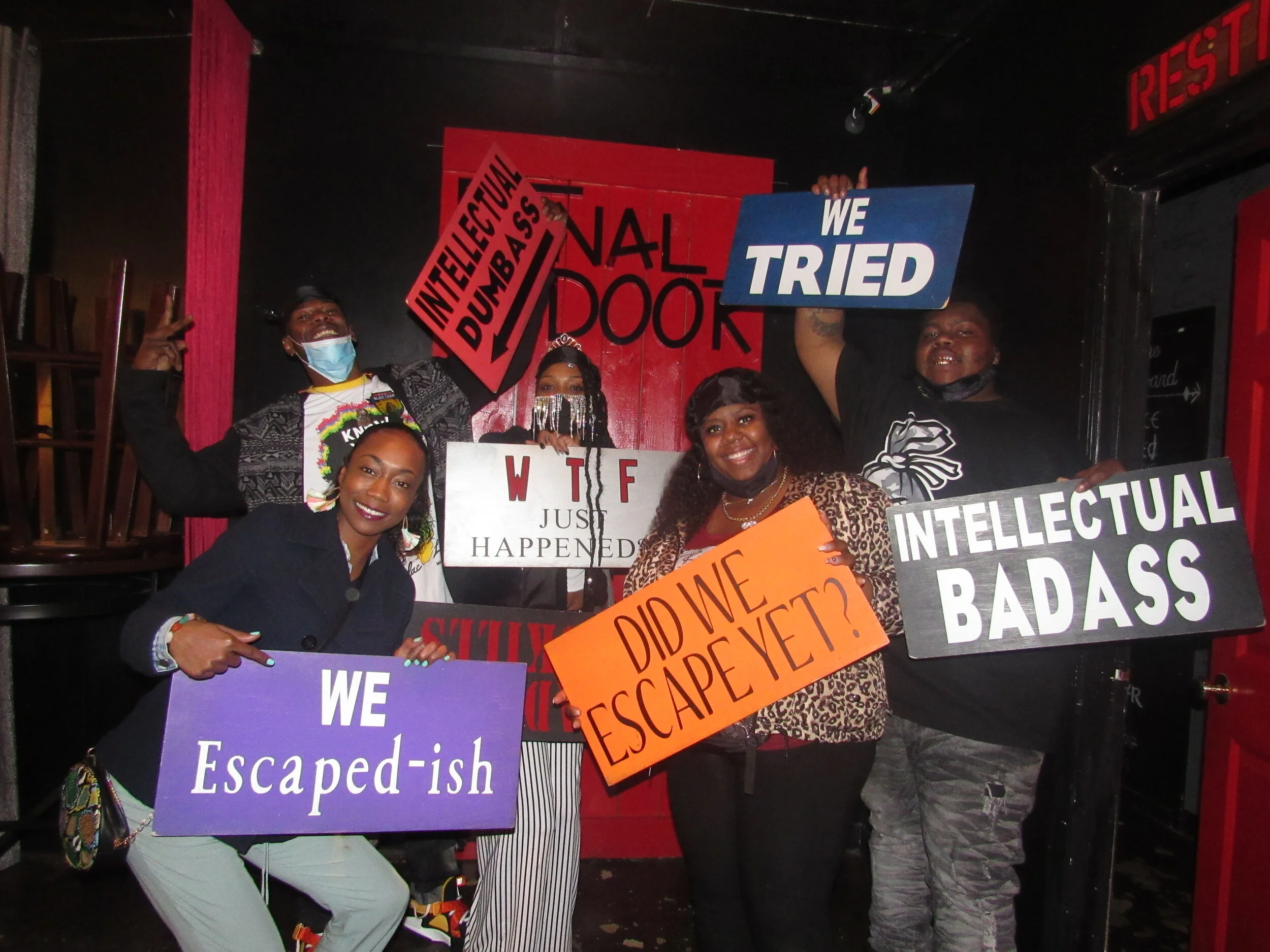 the-final-door-escape-room-columbia-sc-team-photos-03-07-21 (1).JPG