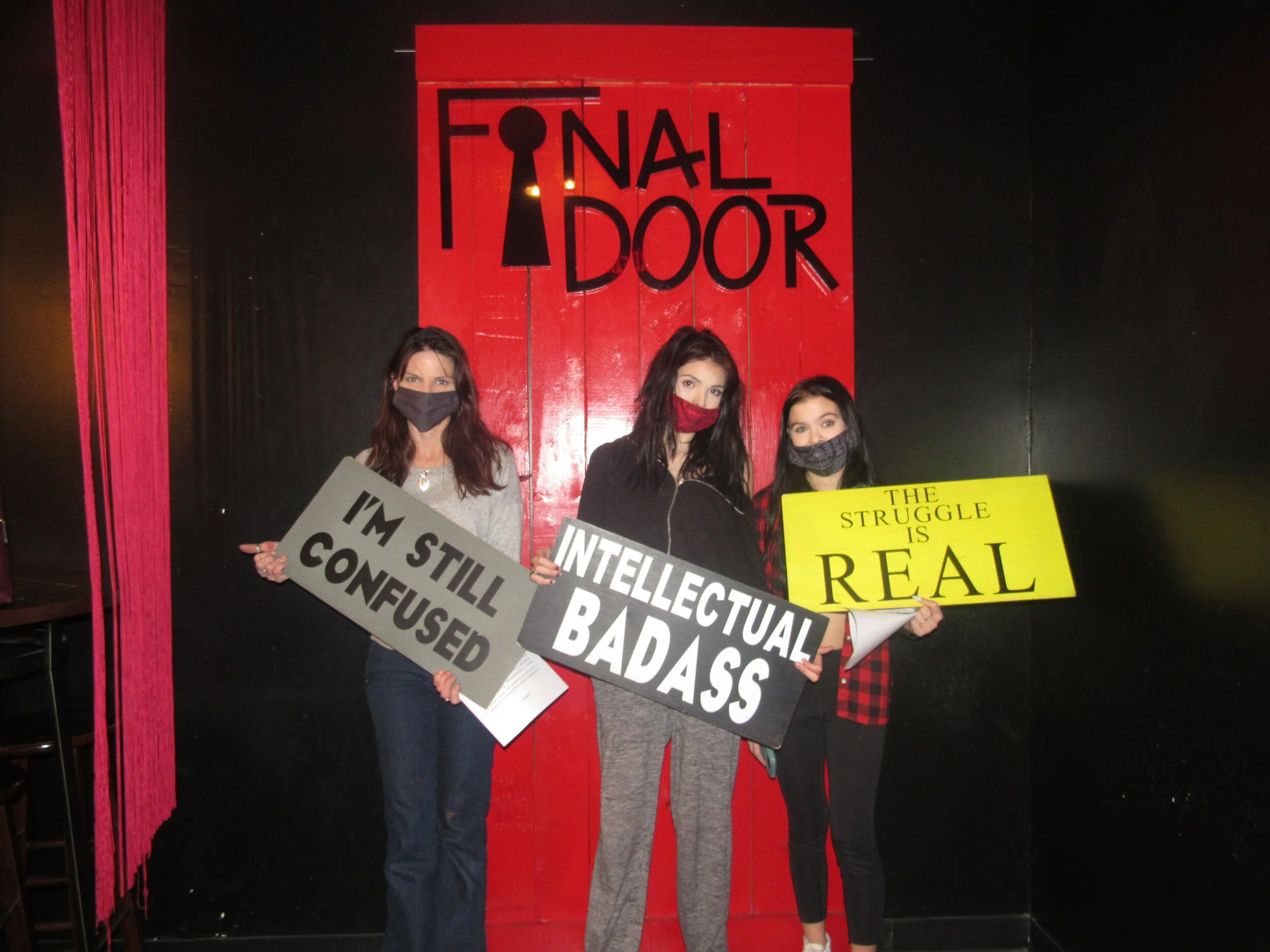 the-final-door-escape-room-columbia-sc-team-photos-03-07-21 (14).JPG