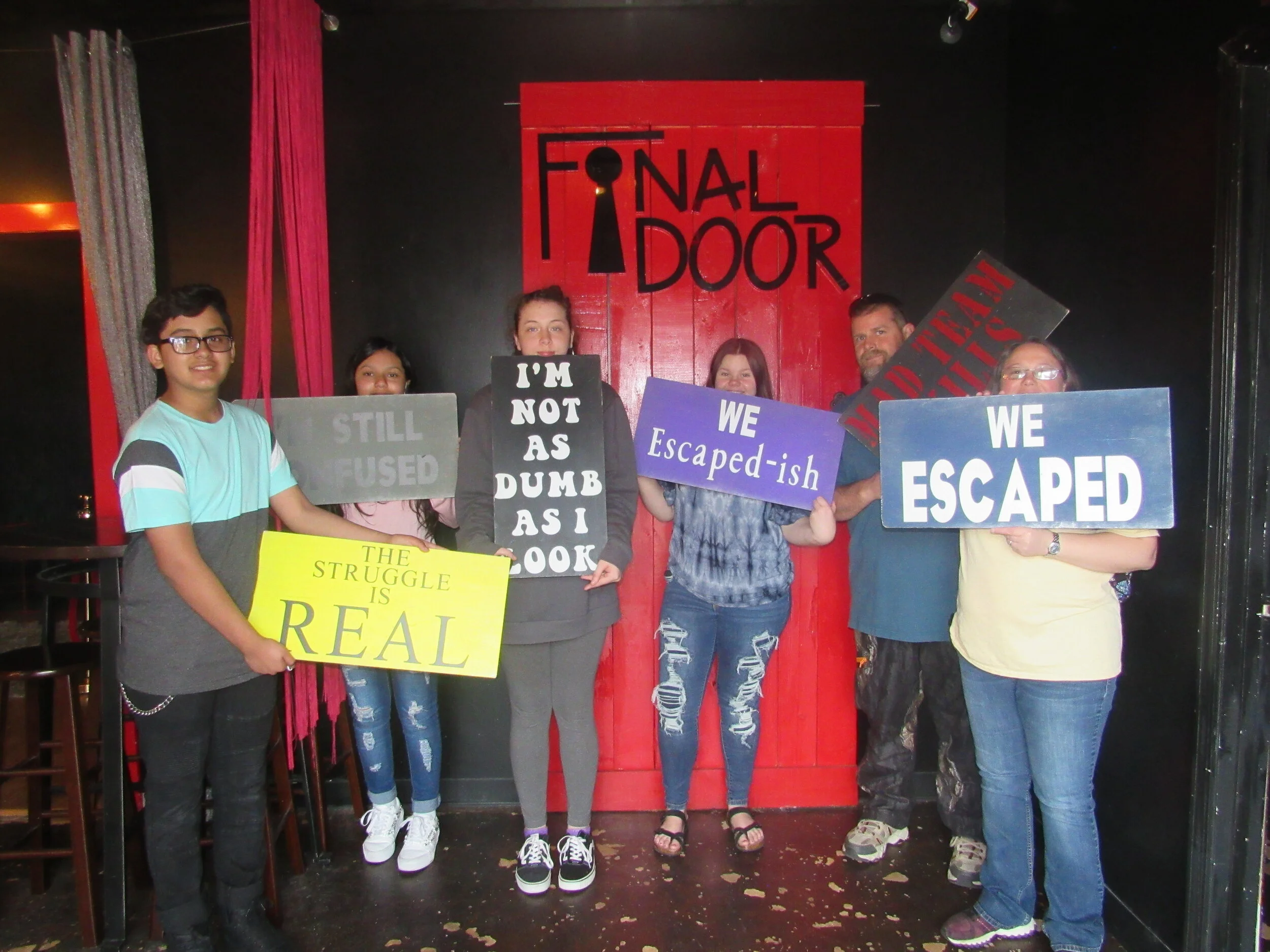 the-final-door-escape-room-columbia-sc-team-photos-03-13-21 (4).JPG
