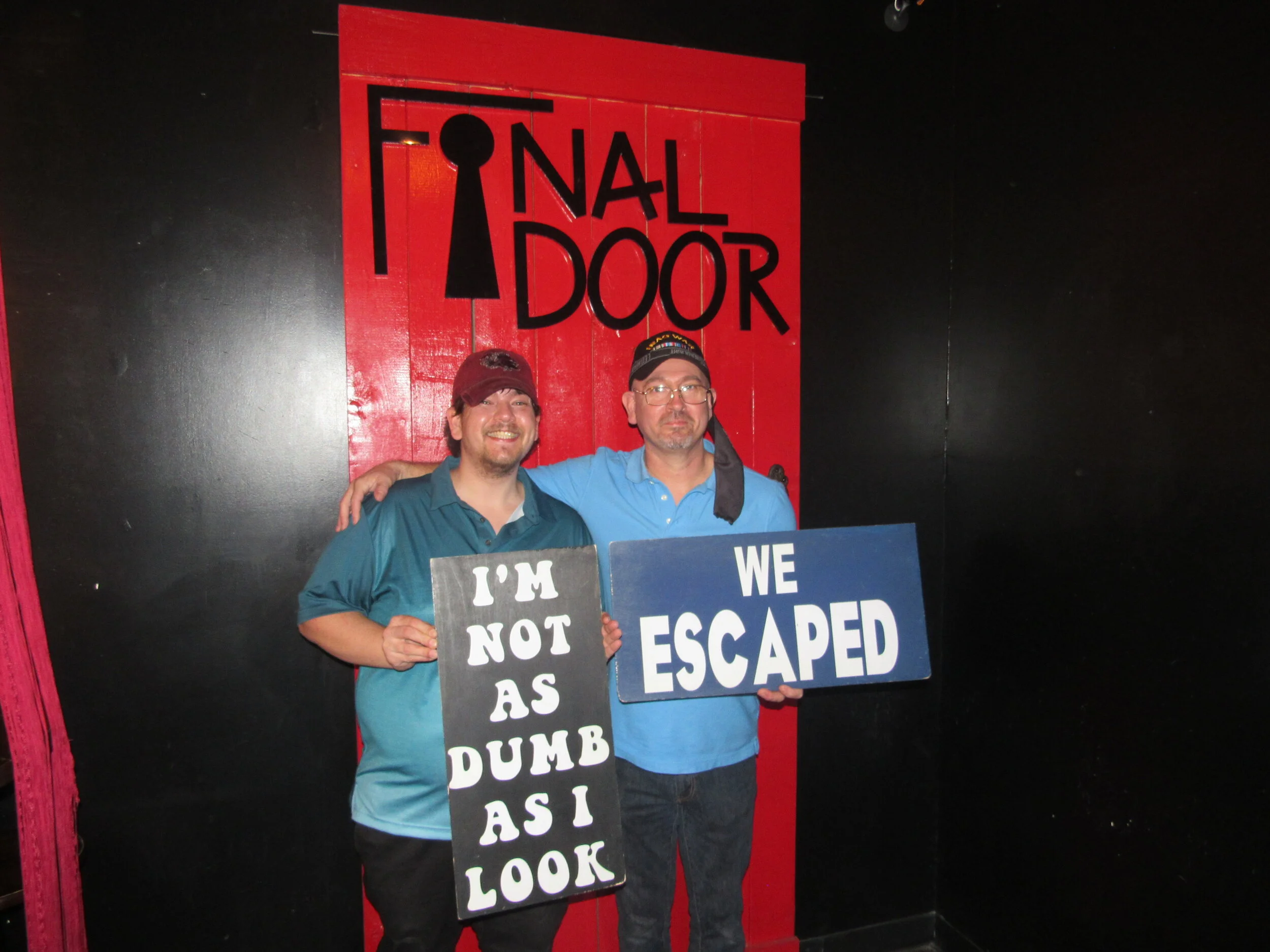 the-final-door-escape-room-columbia-sc-team-photos-03-29-21 (2).JPG