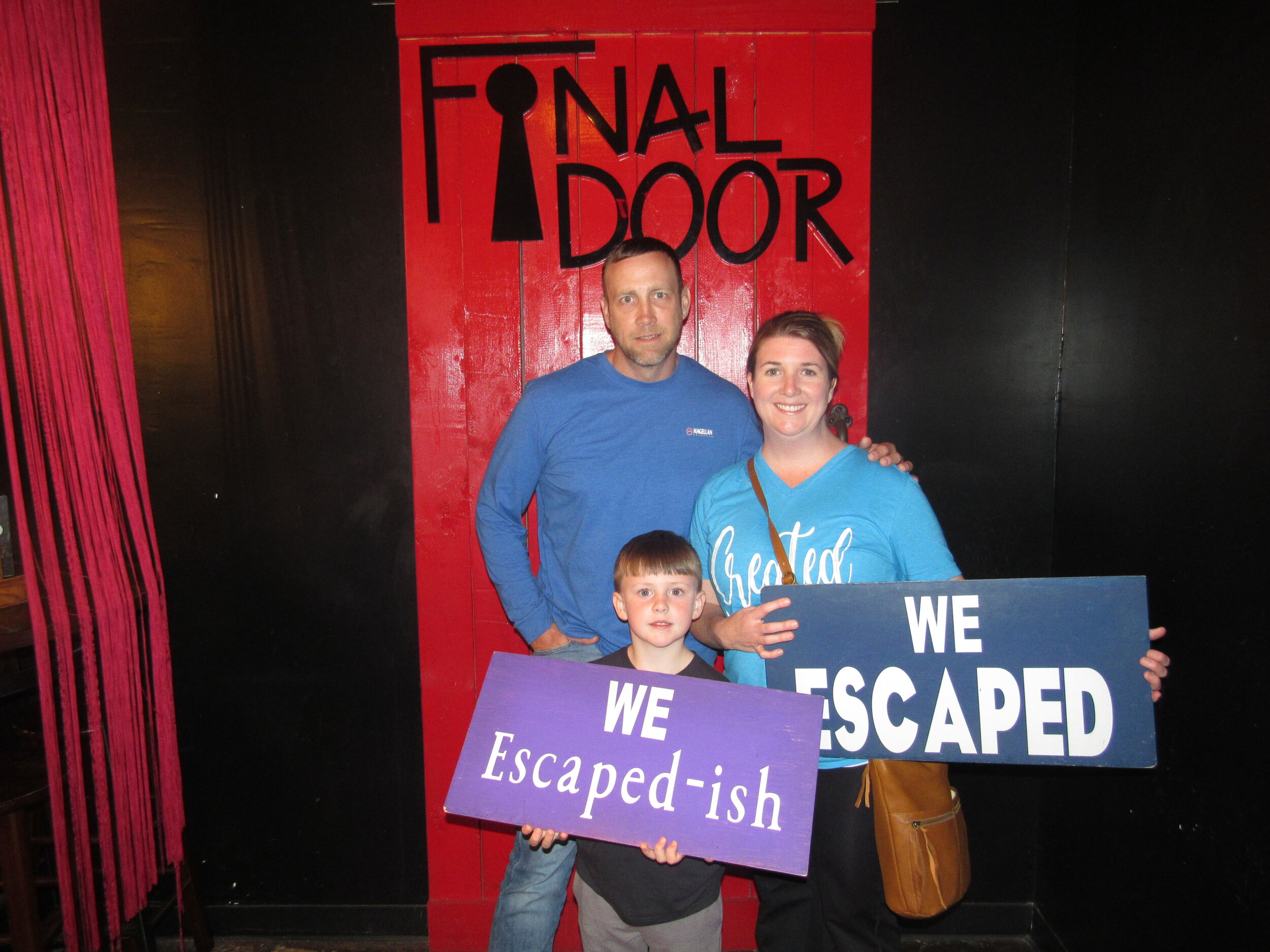 the-final-door-escape-room-columbia-sc-team-photos-03-31-21 (13).JPG
