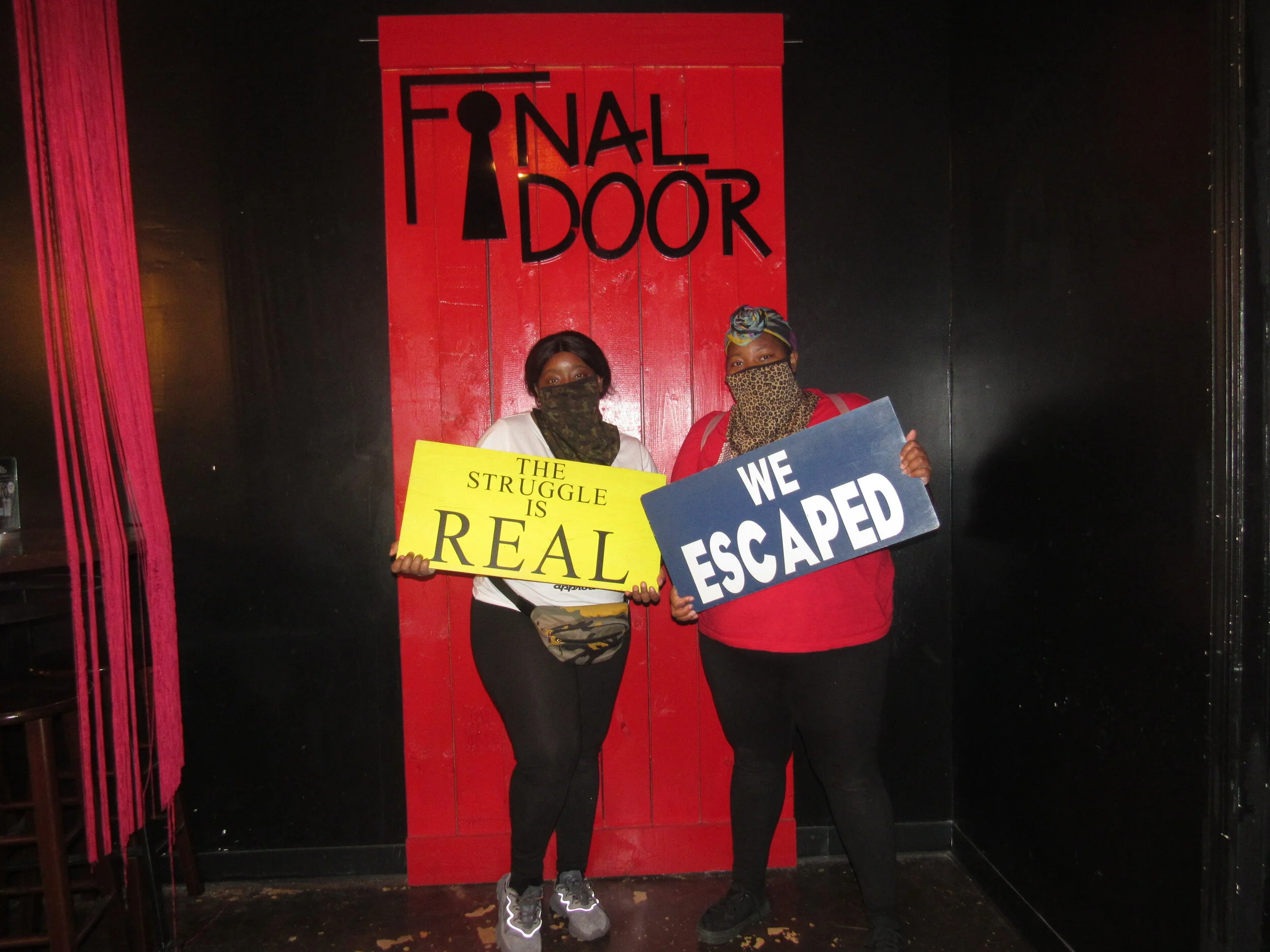 the-final-door-escape-room-columbia-sc-team-photos-04-01-21 (16).JPG