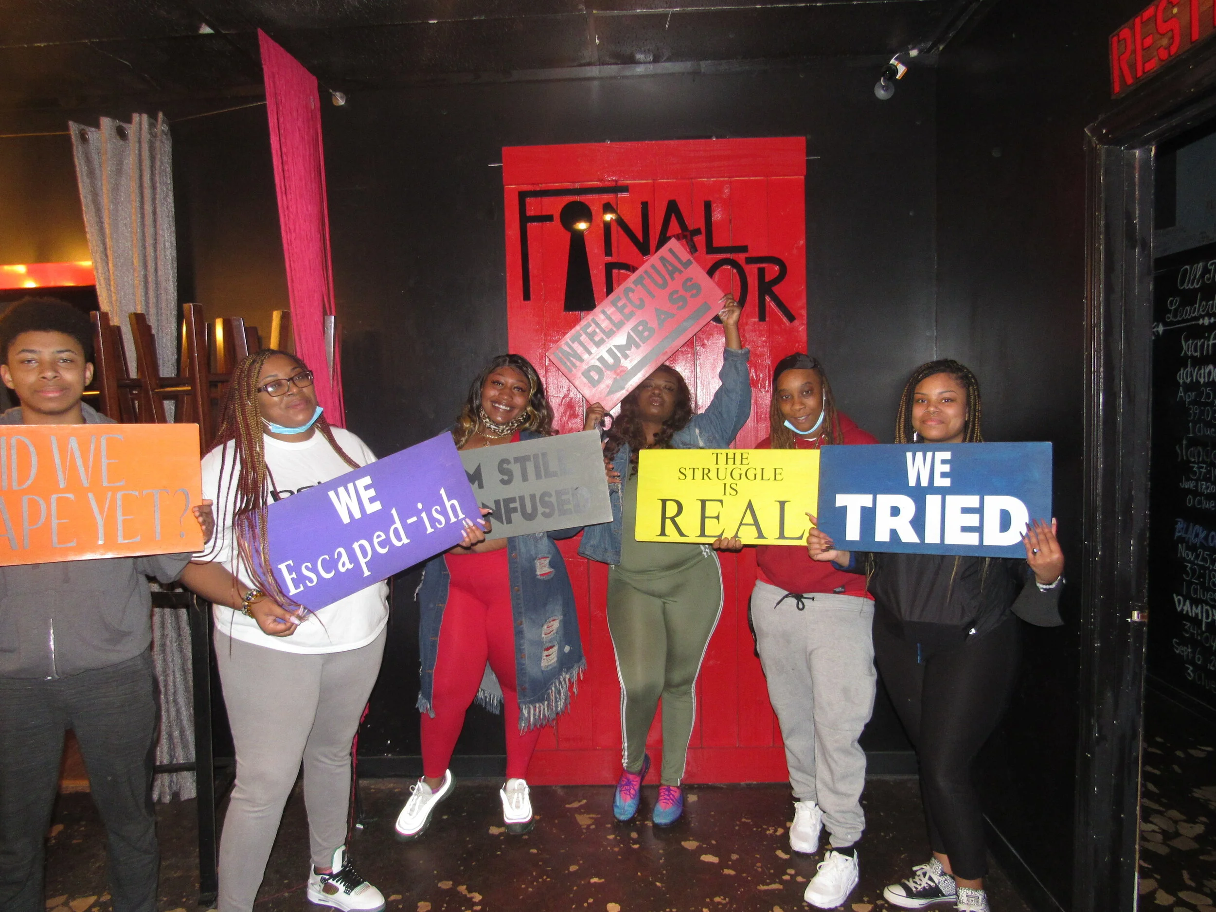 the-final-door-escape-room-columbia-sc-team-photos-04-04-21 (1).JPG