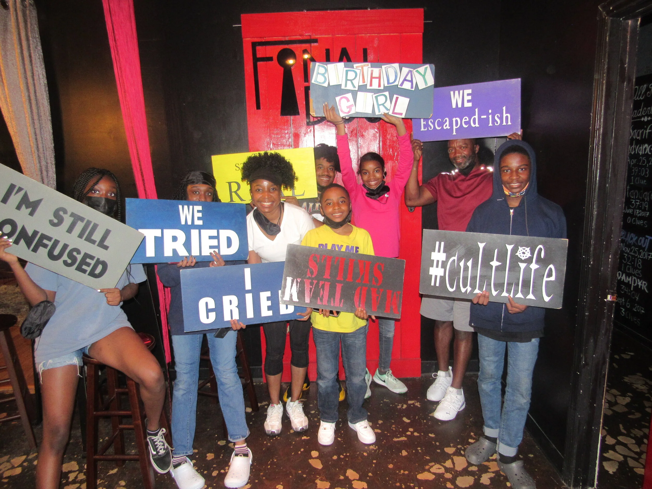 the-final-door-escape-room-columbia-sc-team-photos-04-06-21 (10).JPG