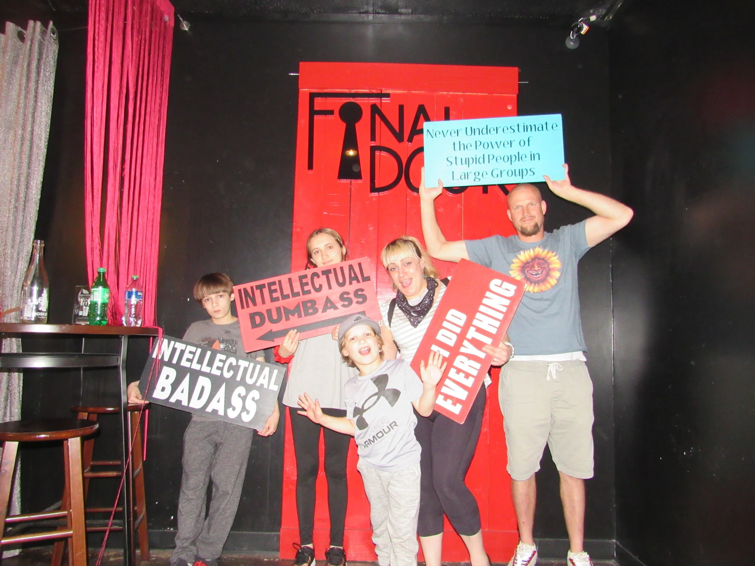 the-final-door-escape-room-columbia-sc-team-photos-04-10-21 (31).JPG