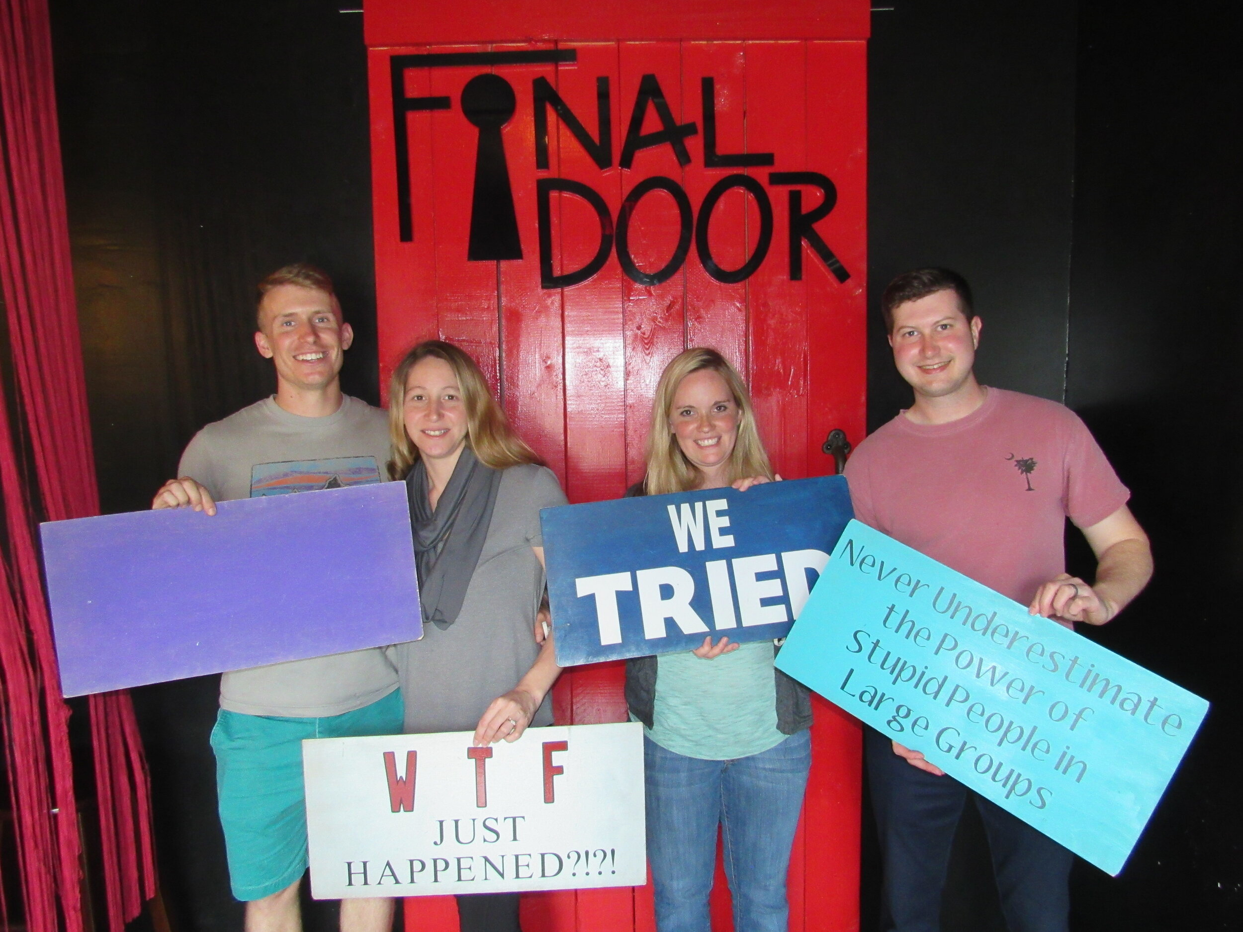 the-final-door-escape-room-columbia-sc-team-photos-04-11-21 (3).JPG