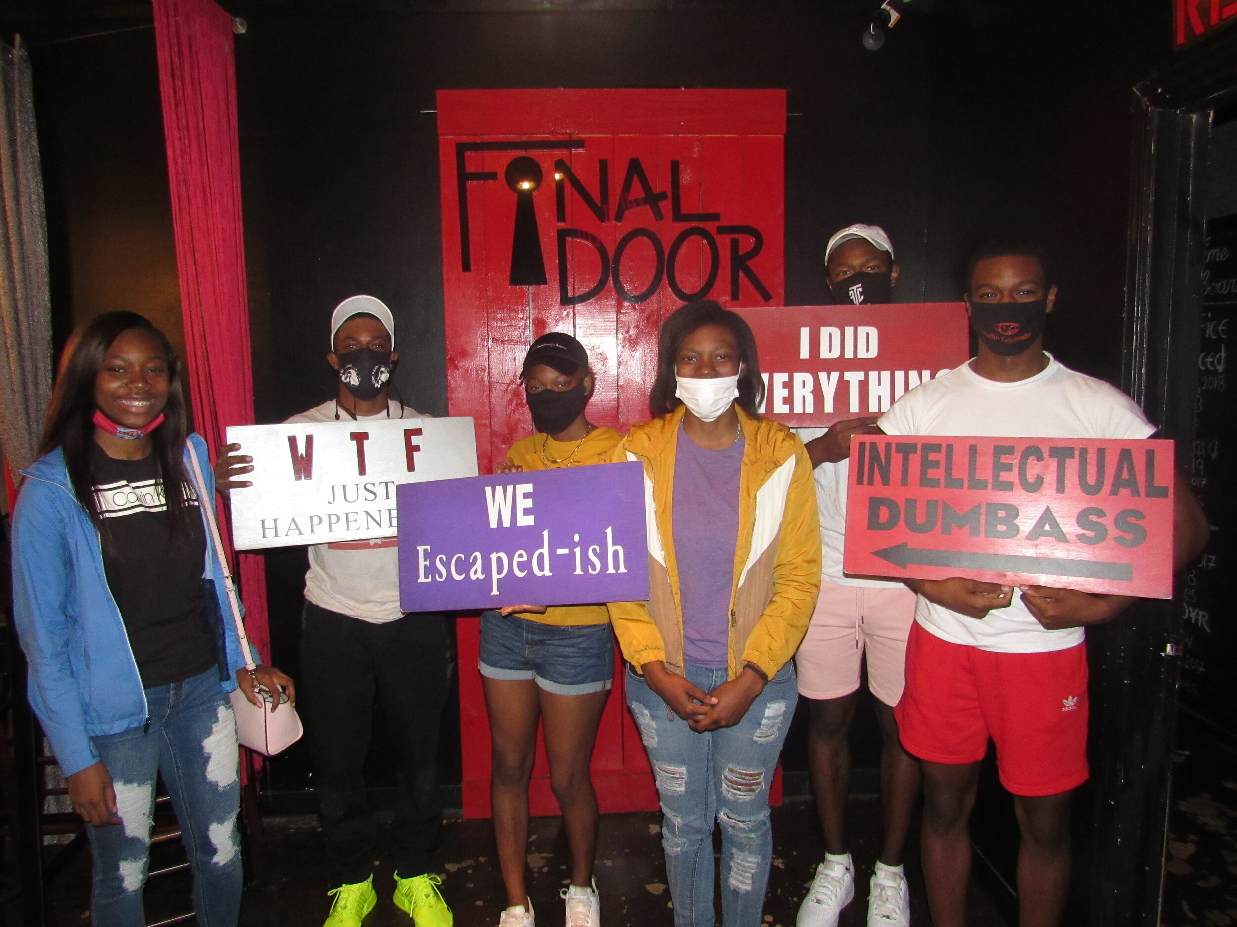 the-final-door-escape-room-columbia-sc-team-photos-04-18-21 (1).JPG