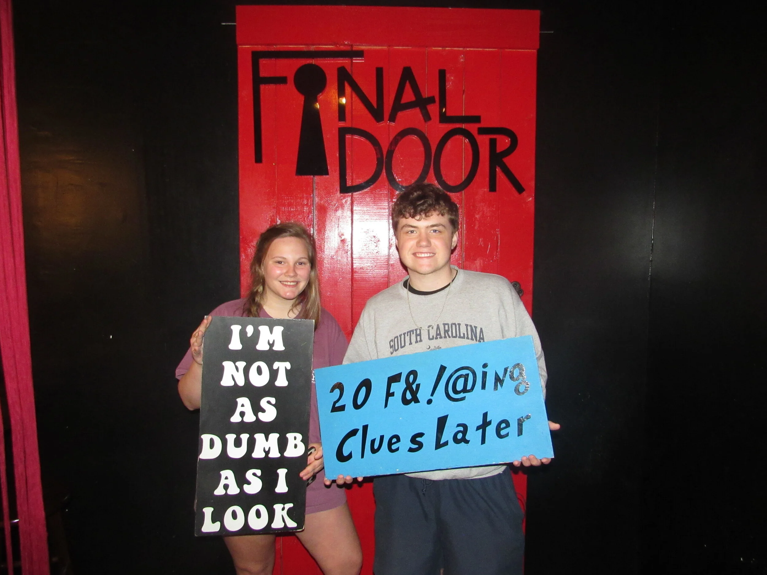 the-final-door-escape-room-columbia-sc-team-photos-04-25-21 (11).JPG