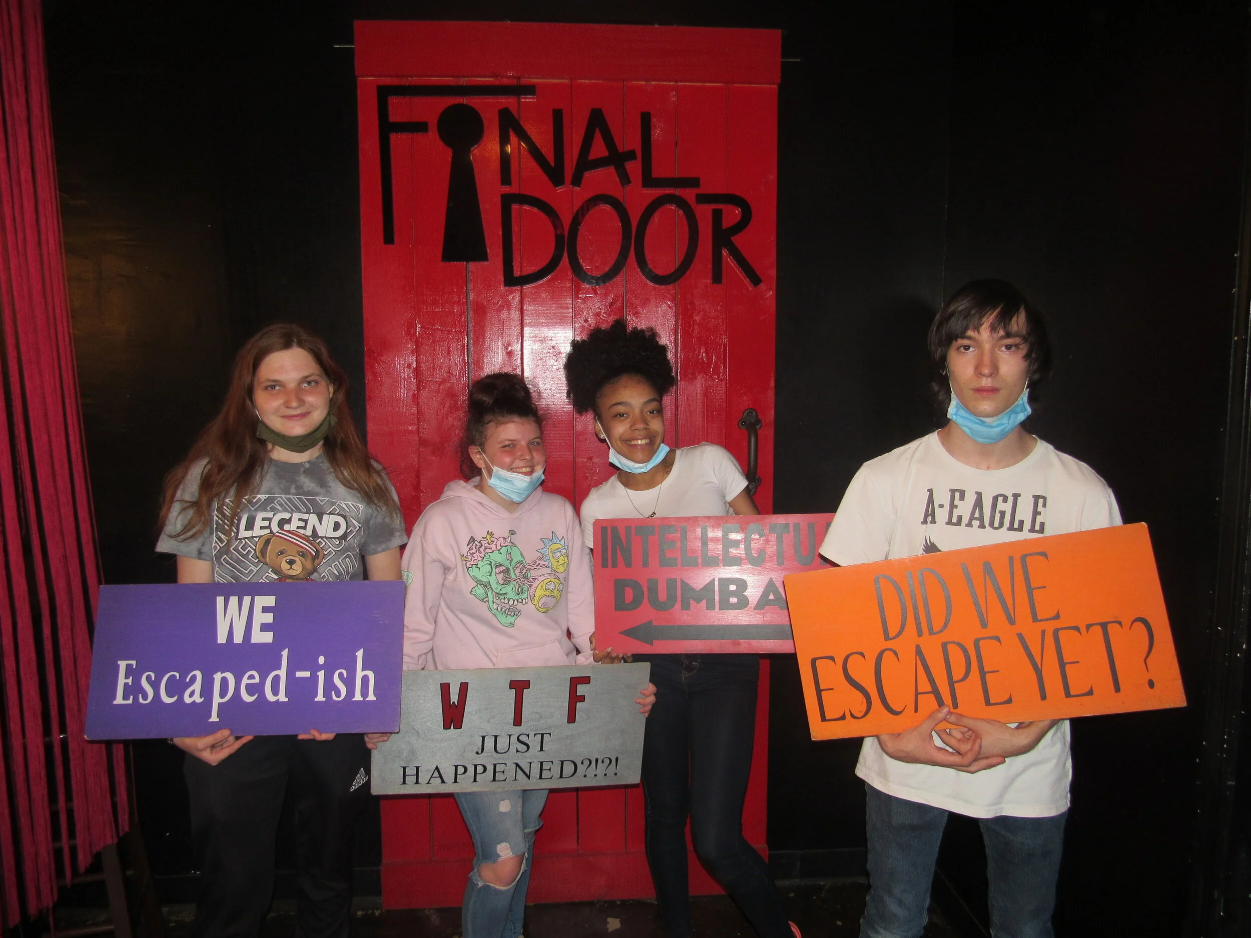 the-final-door-escape-room-columbia-sc-team-photos-04-26-21 (3).JPG