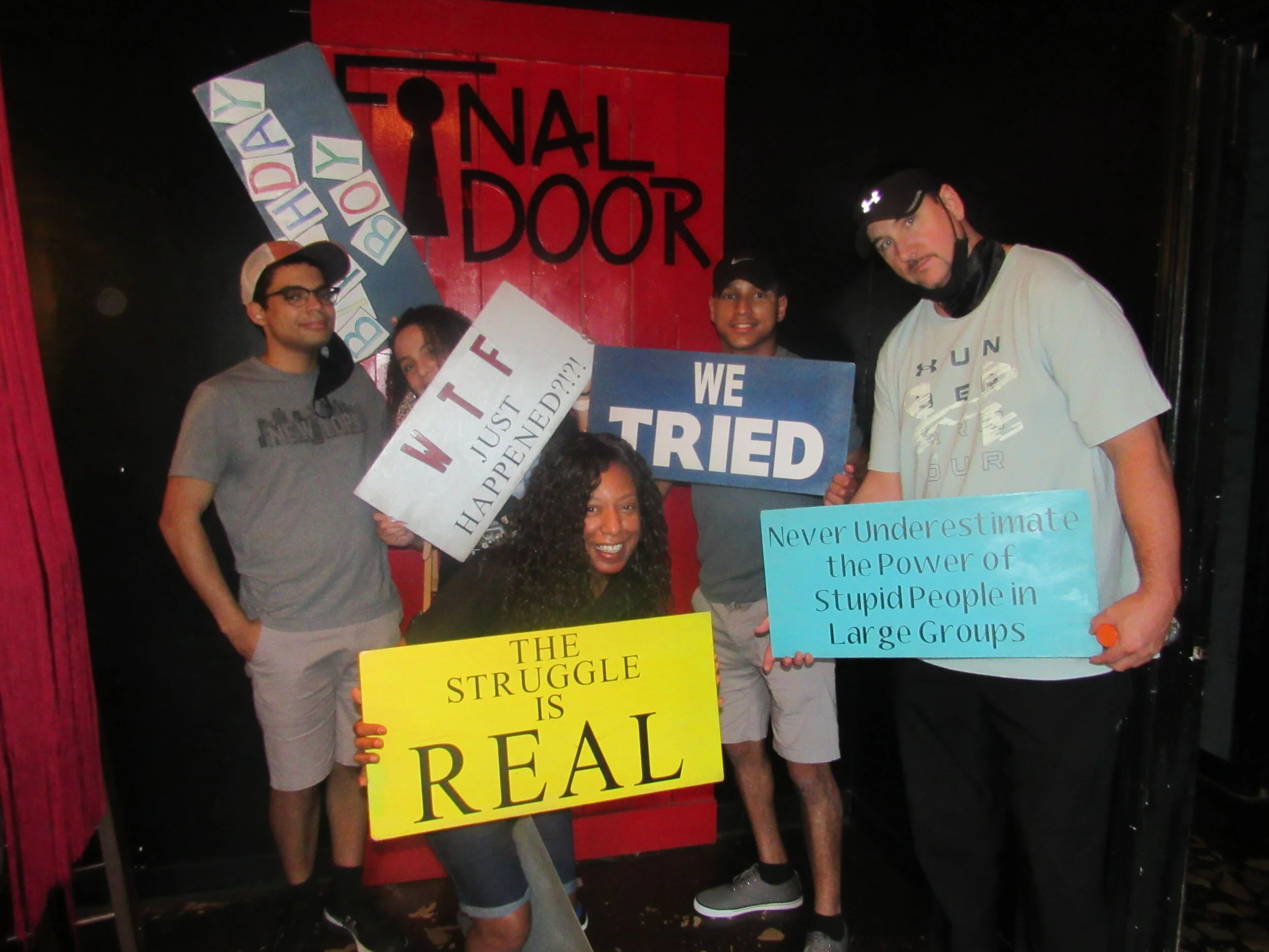 the-final-door-escape-room-columbia-sc-team-photos-05-11-21 (1).JPG