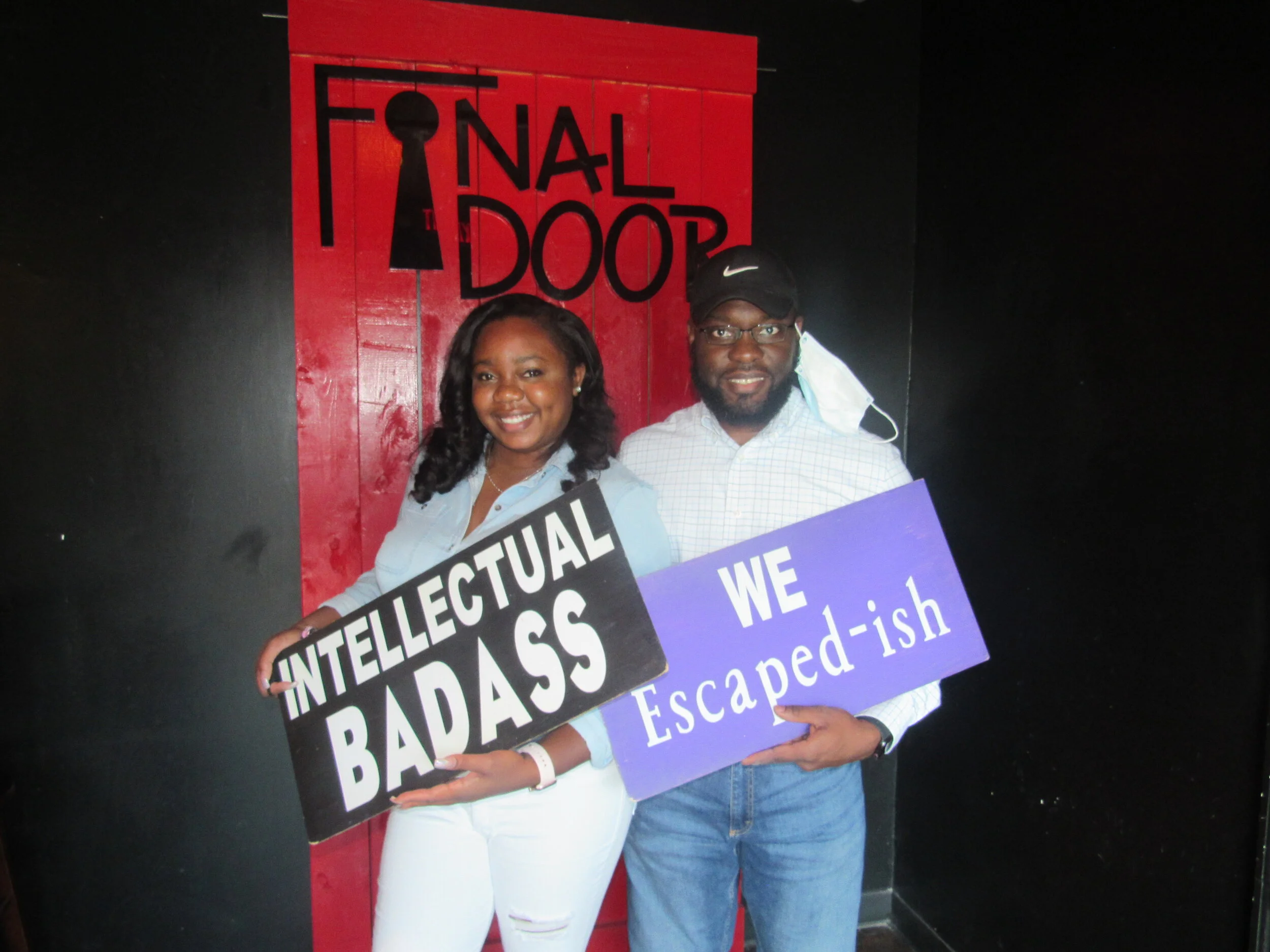 the-final-door-escape-room-columbia-sc-team-photos-05-15-21 (19).JPG