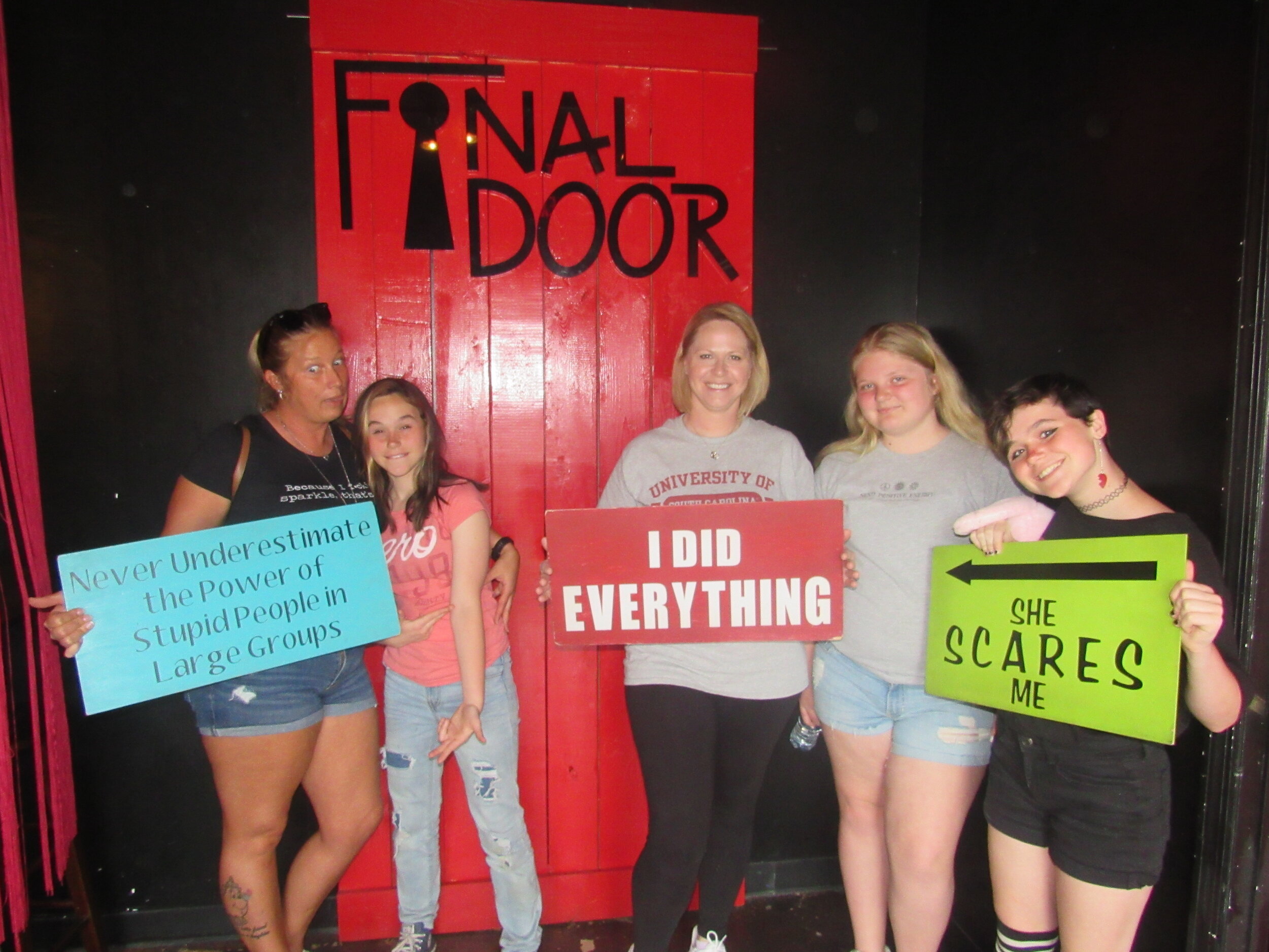 the-final-door-escape-room-columbia-sc-team-photos-05-22-21 (5).JPG