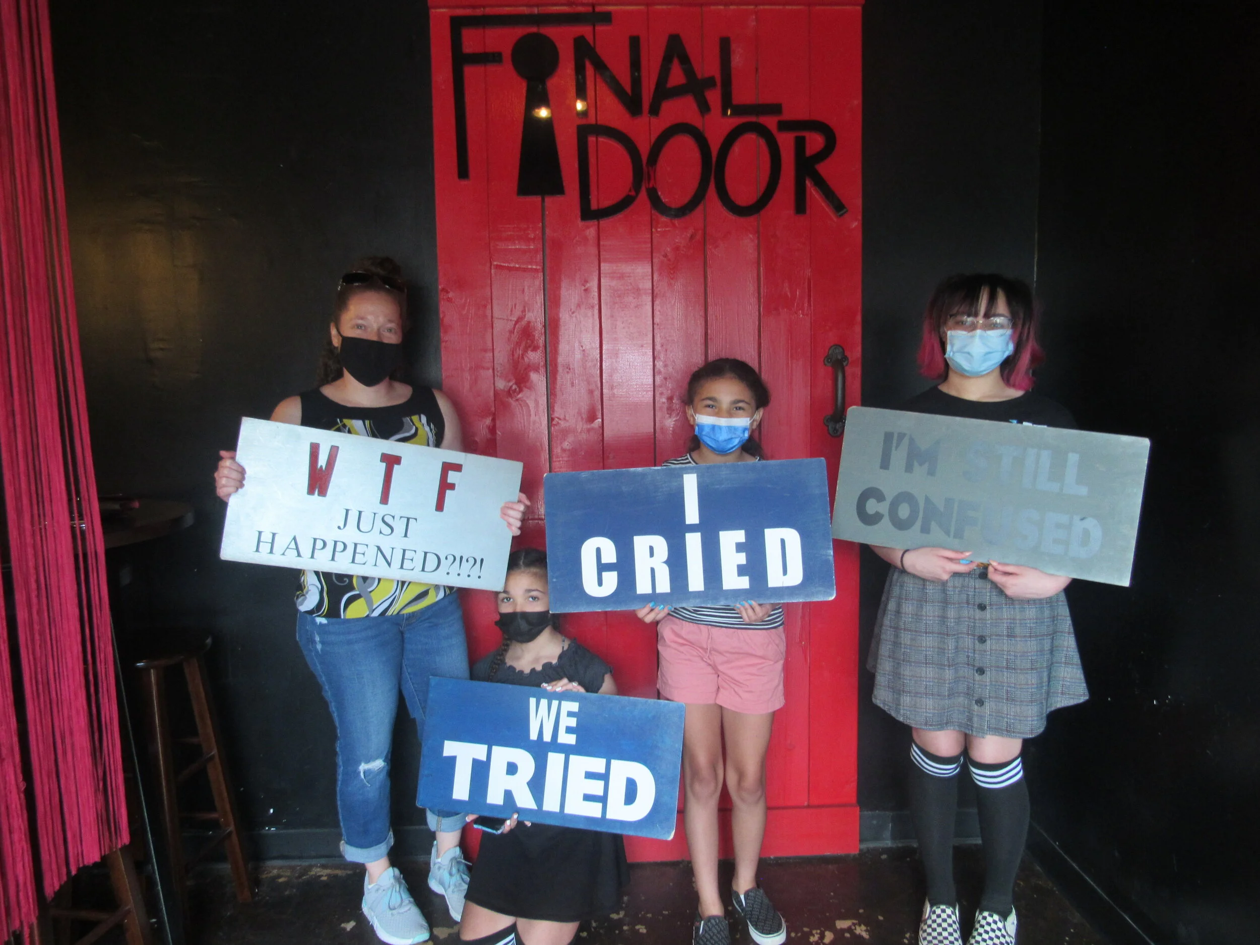 the-final-door-escape-room-columbia-sc-team-photos-05-22-21 (9).JPG