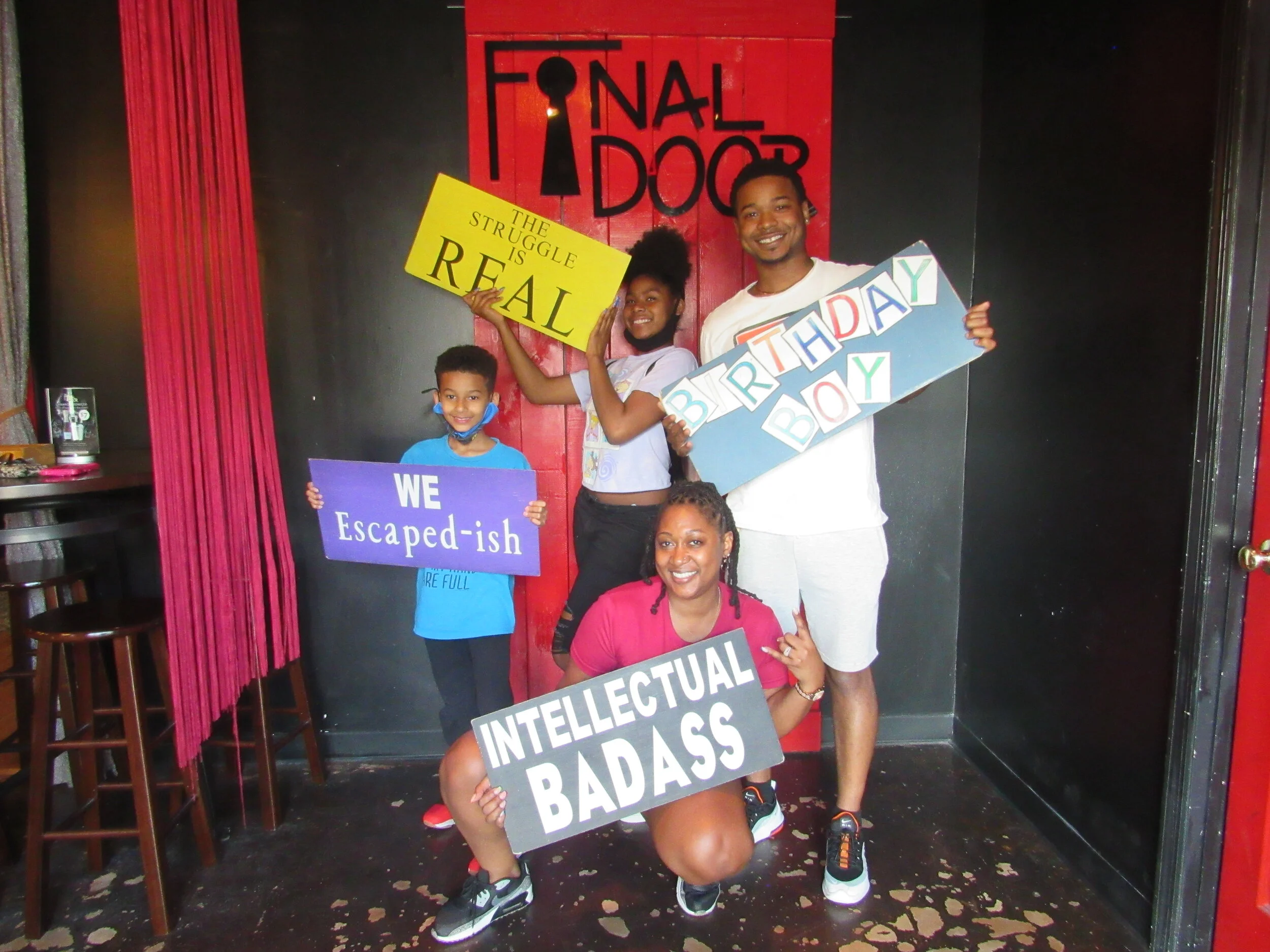 the-final-door-escape-room-columbia-sc-team-photos-06-04-21 (14).JPG