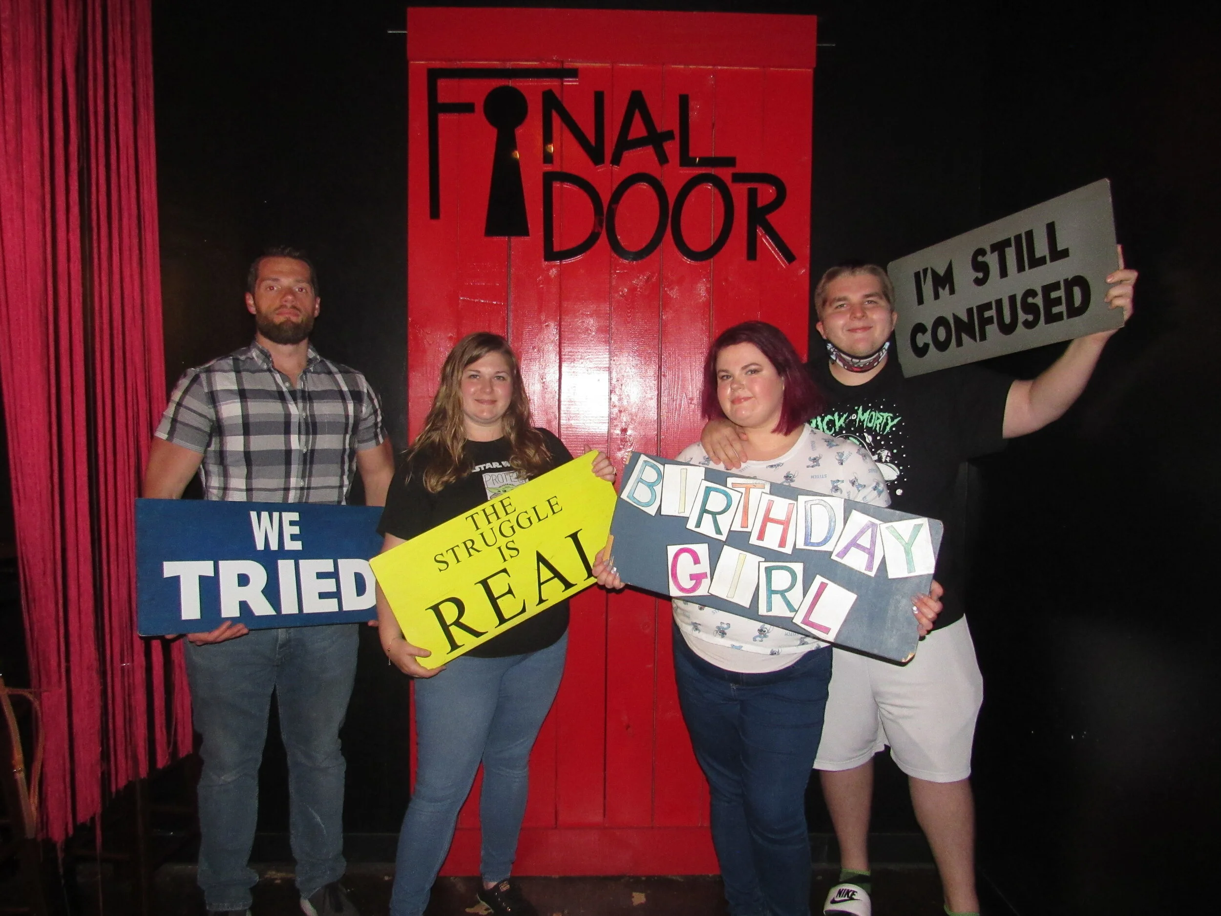 the-final-door-escape-room-columbia-sc-team-photos-06-04-21 (16).JPG