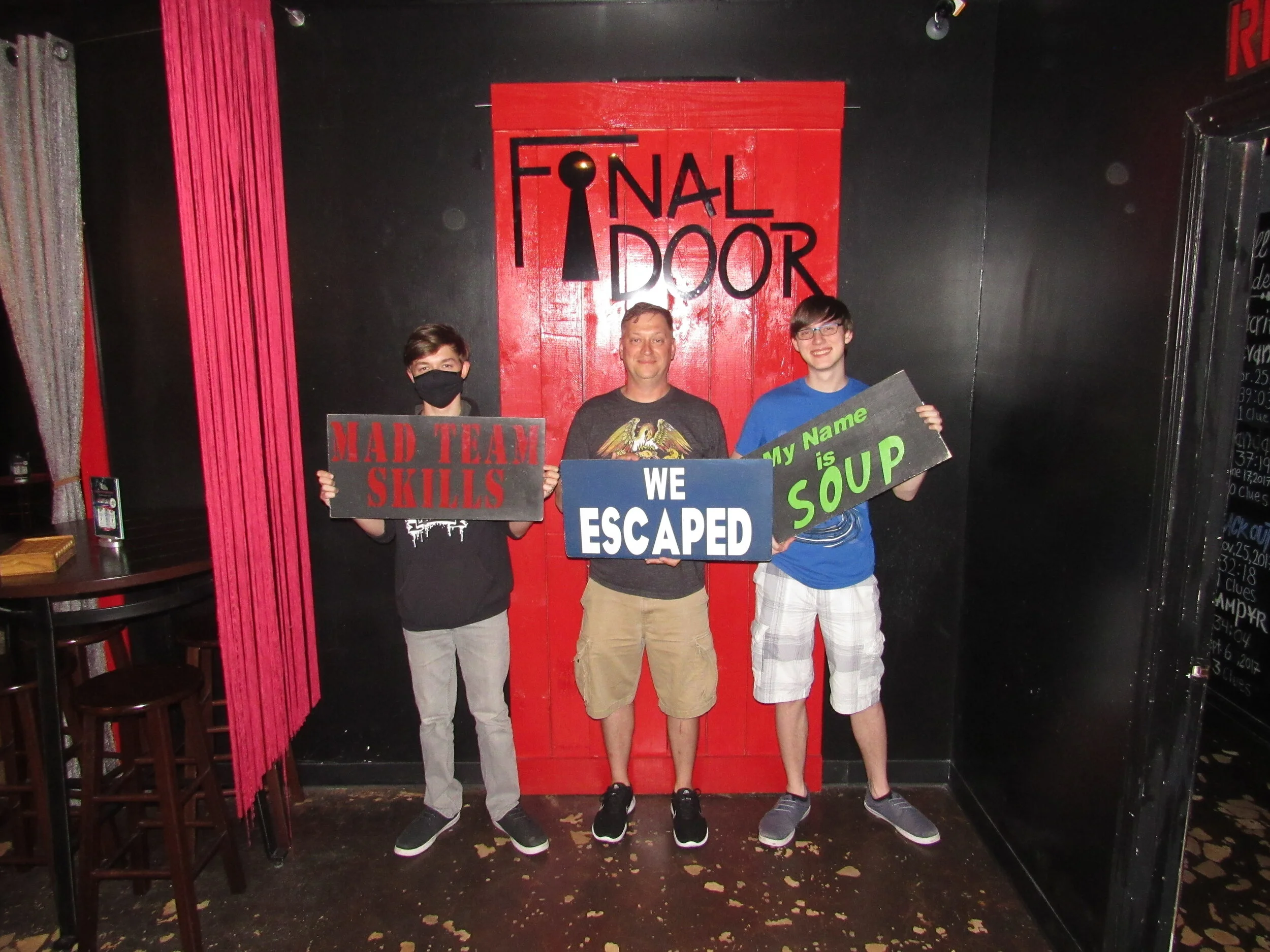 the-final-door-escape-room-columbia-sc-team-photos-06-05-21 (18).JPG
