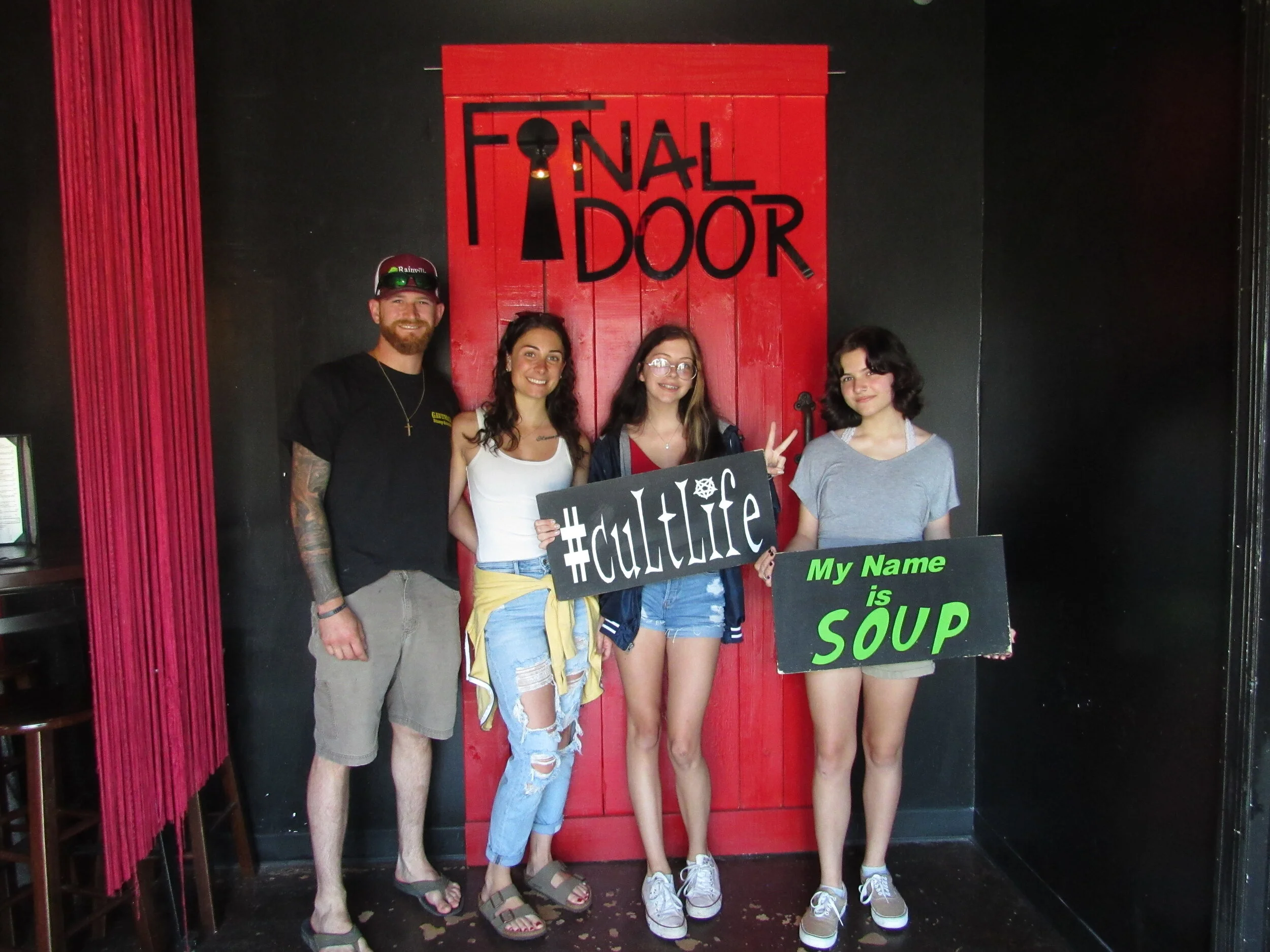 the-final-door-escape-room-columbia-sc-team-photos-07-04-21 (20).JPG