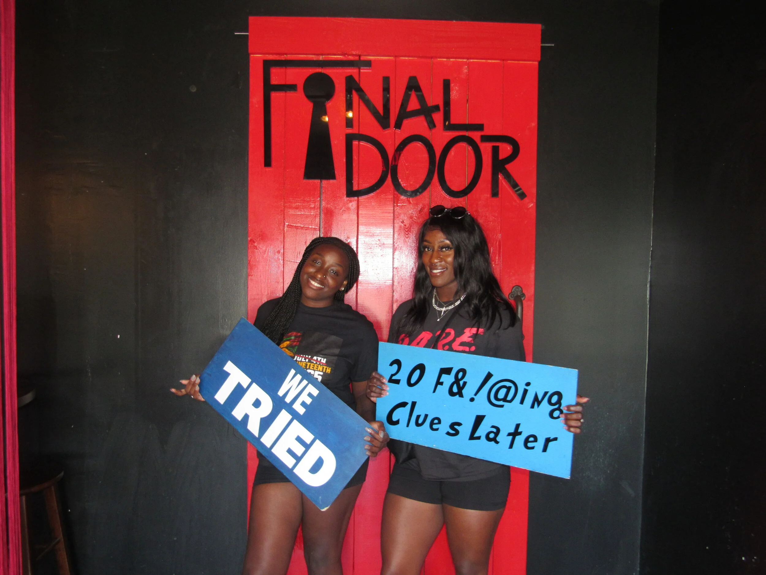 the-final-door-escape-room-columbia-sc-team-photos-07-05-21 (9).JPG