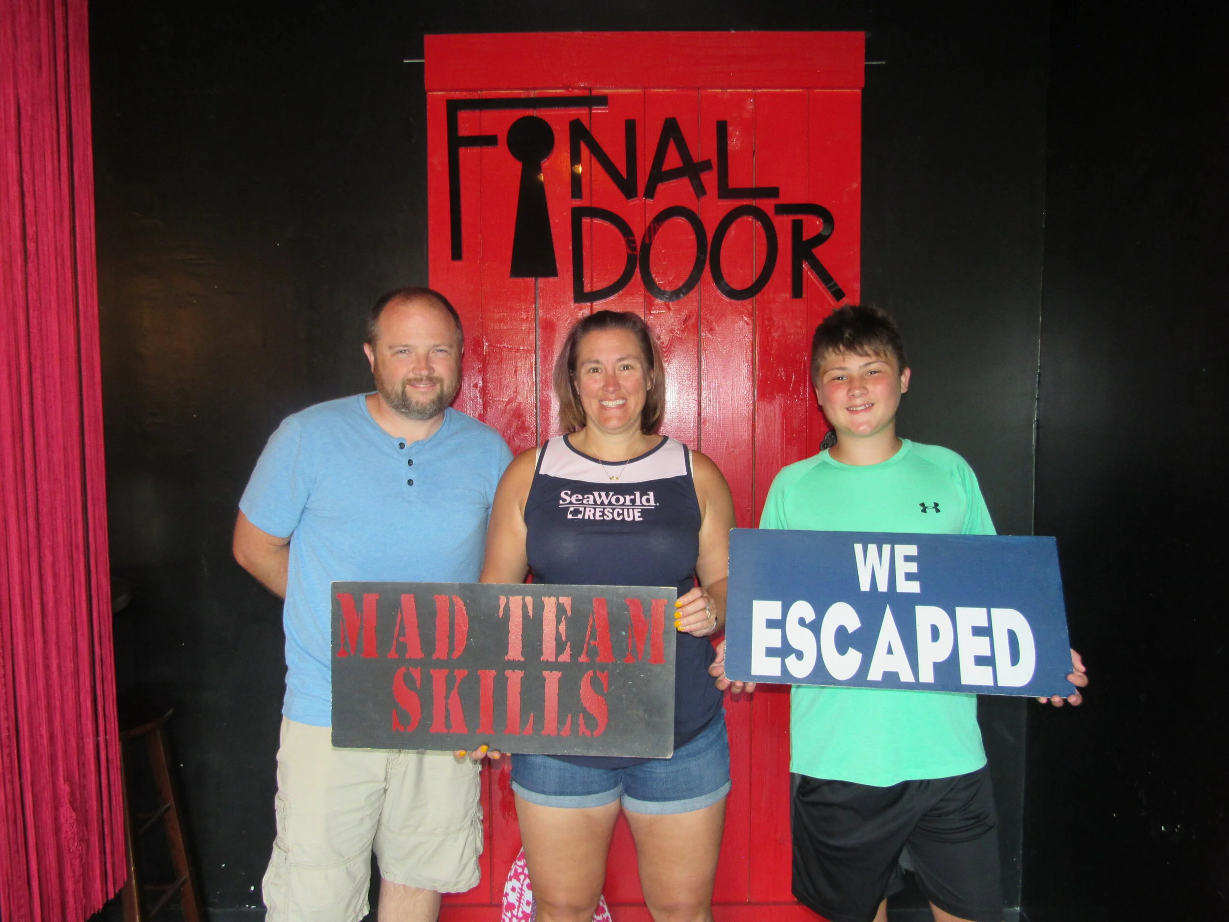 the-final-door-escape-room-columbia-sc-team-photos-07-05-21 (15).JPG