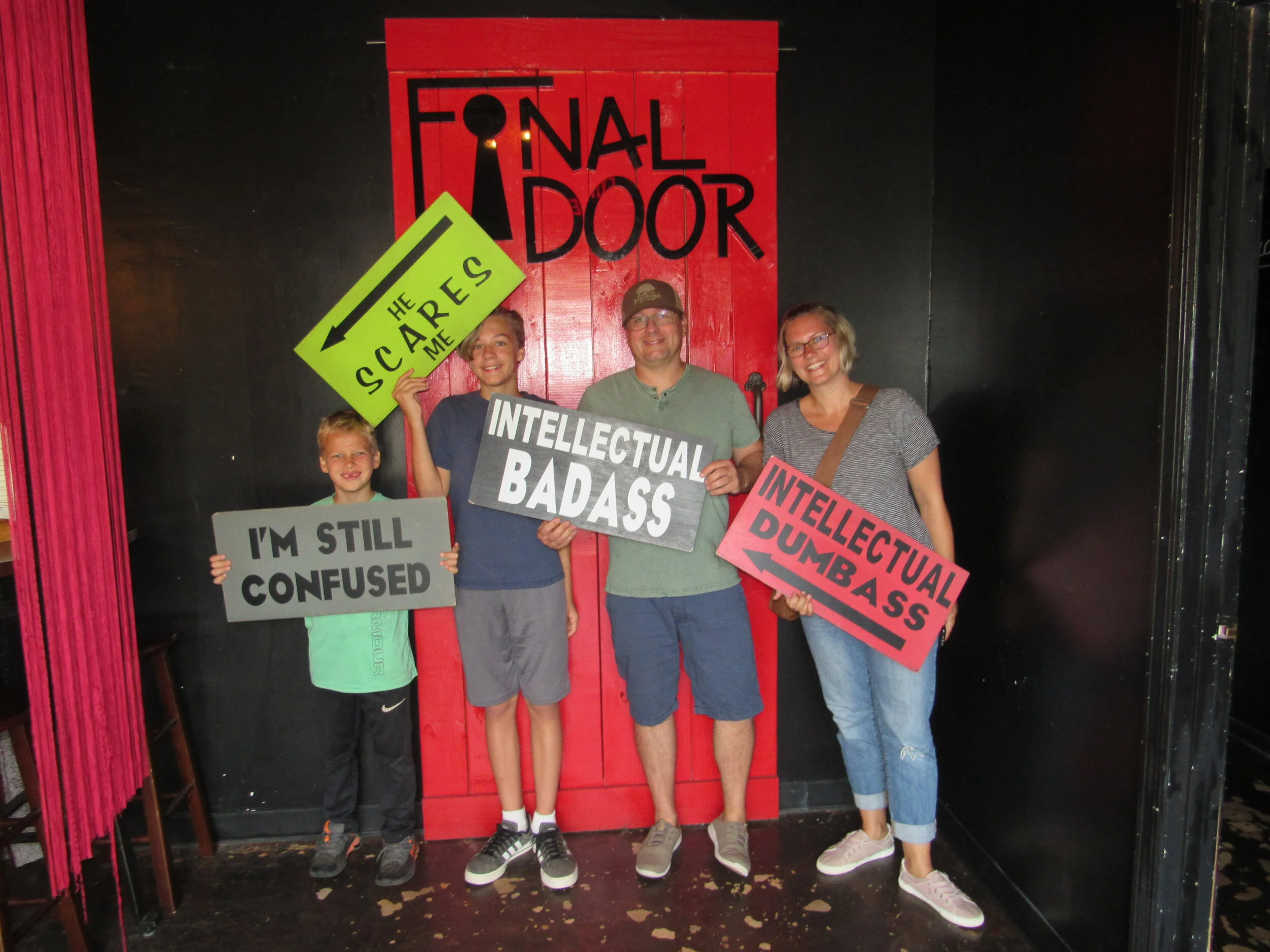 the-final-door-escape-room-columbia-sc-team-photos-07-09-21 (4).JPG