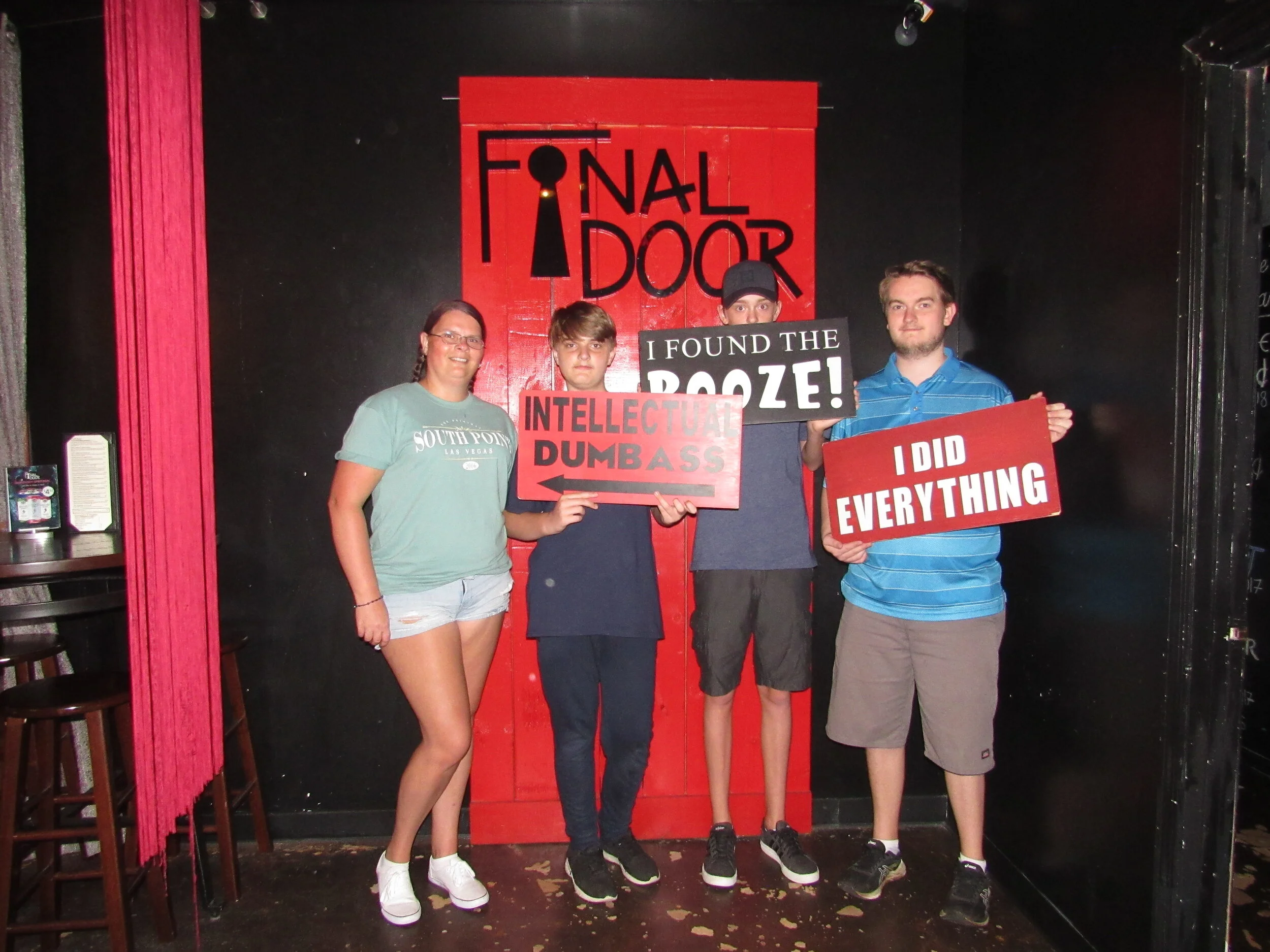 the-final-door-escape-room-columbia-sc-team-photos-07-09-21 (8).JPG