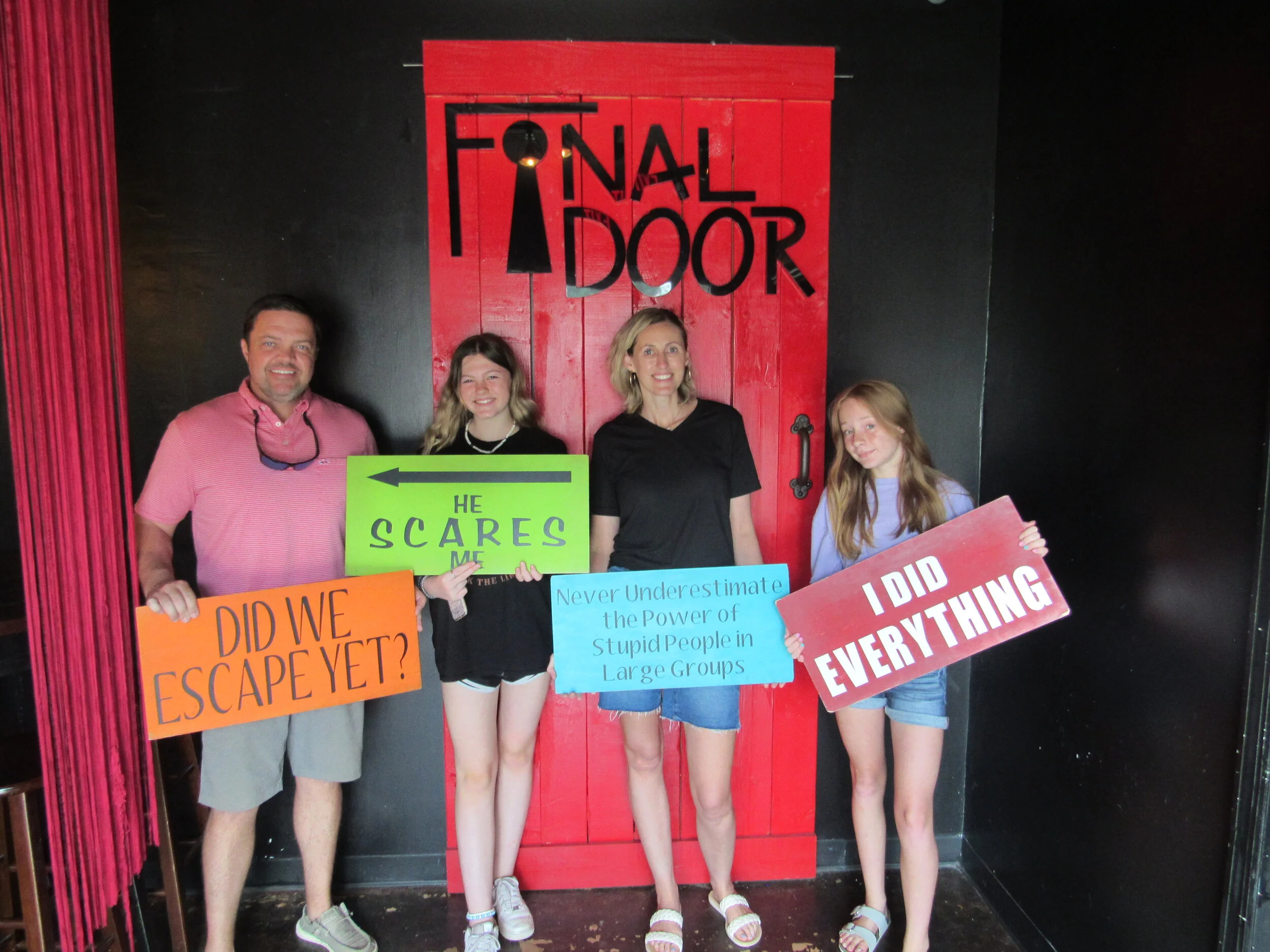 the-final-door-escape-room-columbia-sc-team-photos-07-10-21 (4).JPG