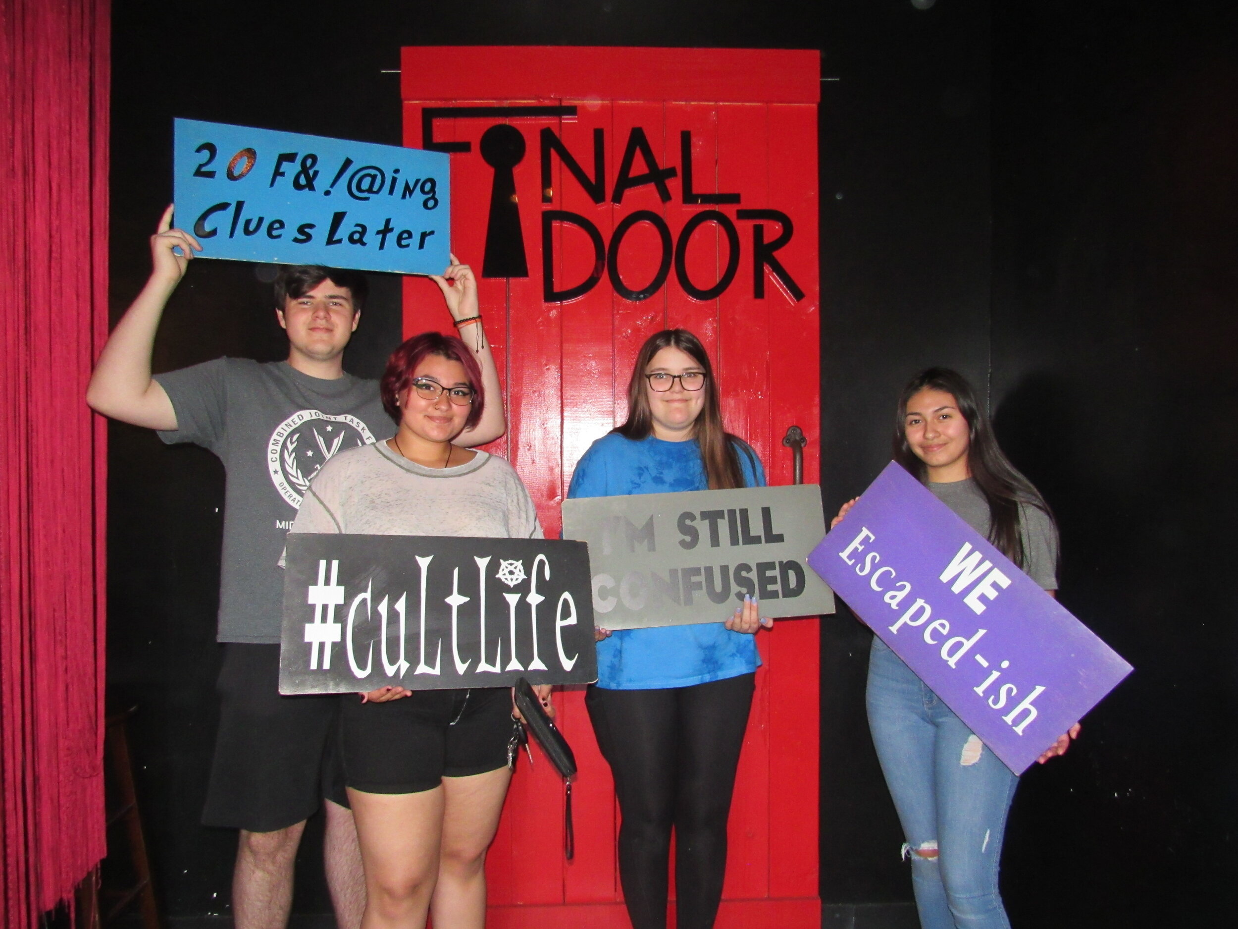 the-final-door-escape-room-columbia-sc-team-photos-07-10-21 (11).JPG
