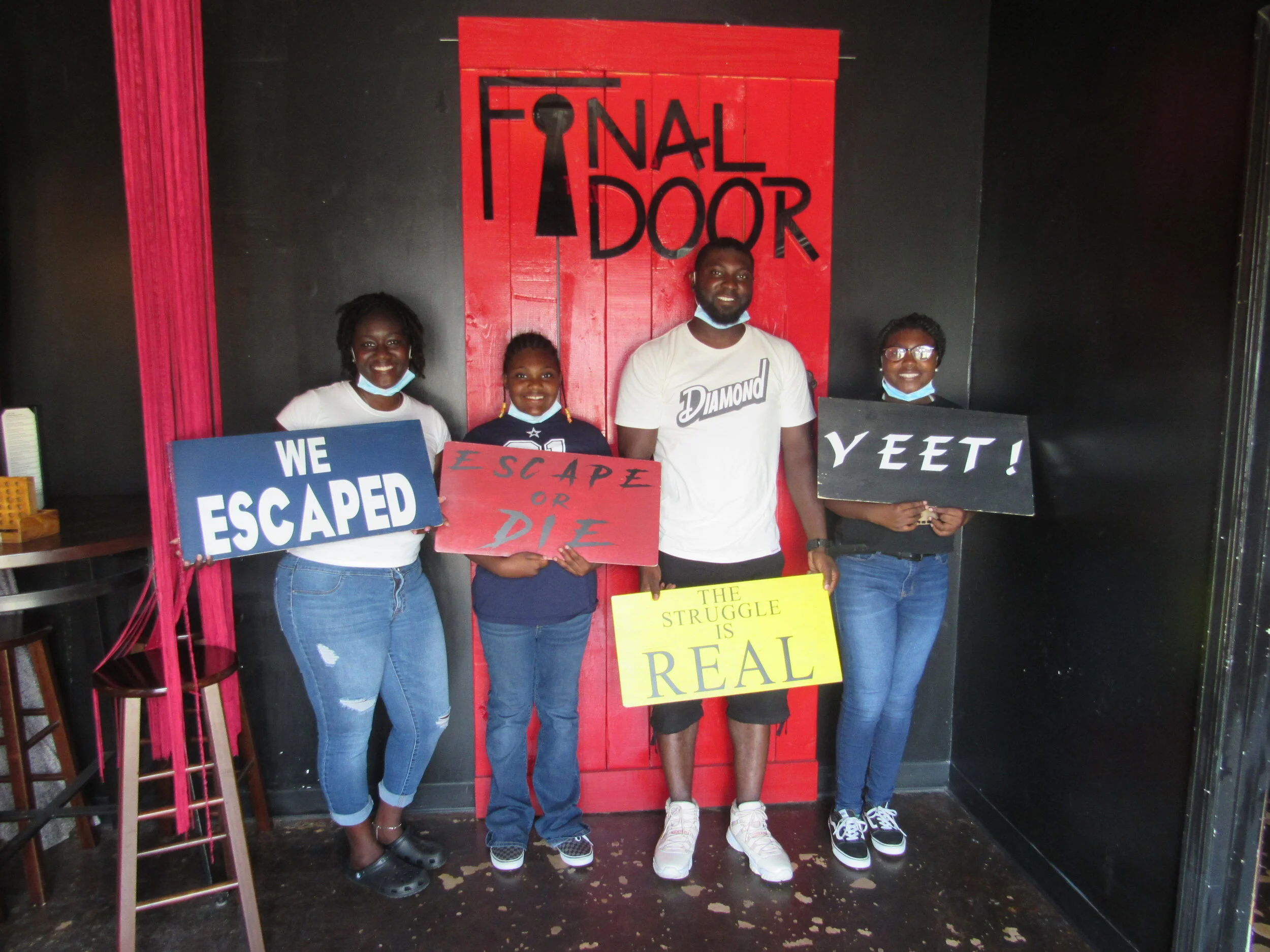 the-final-door-escape-room-columbia-sc-team-photos-07-11-21 (2).JPG