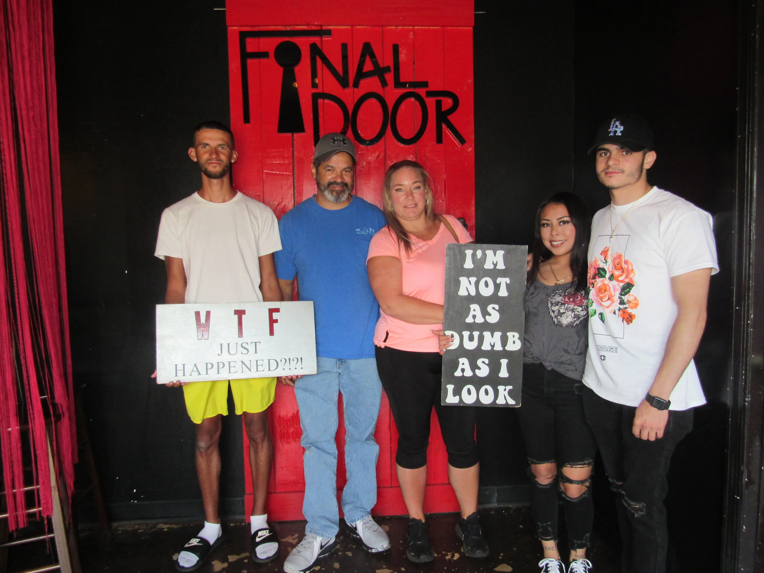 the-final-door-escape-room-columbia-sc-team-photos-07-11-21 (7).JPG