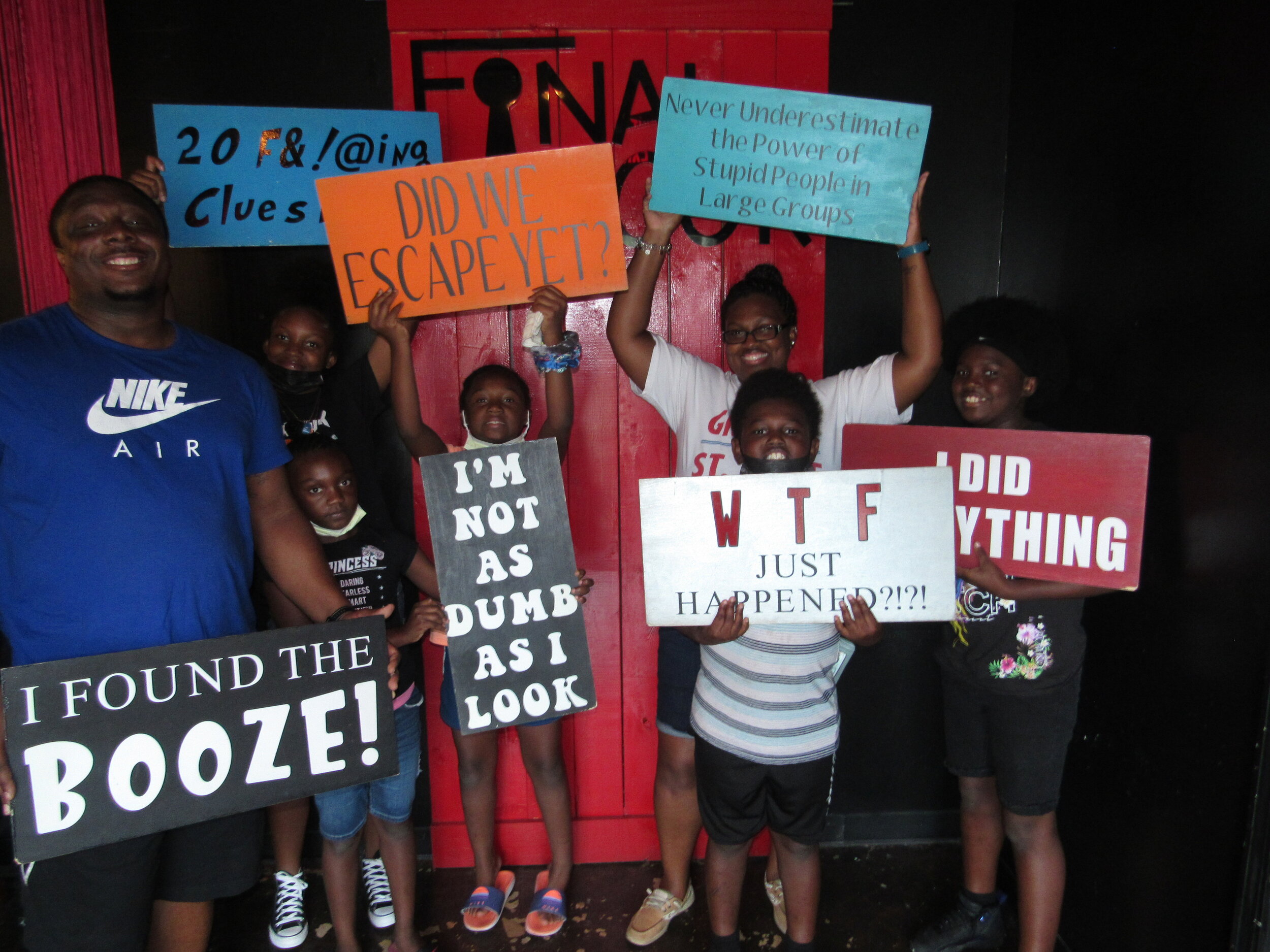 the-final-door-escape-room-columbia-sc-team-photos-07-15-21 (12).JPG