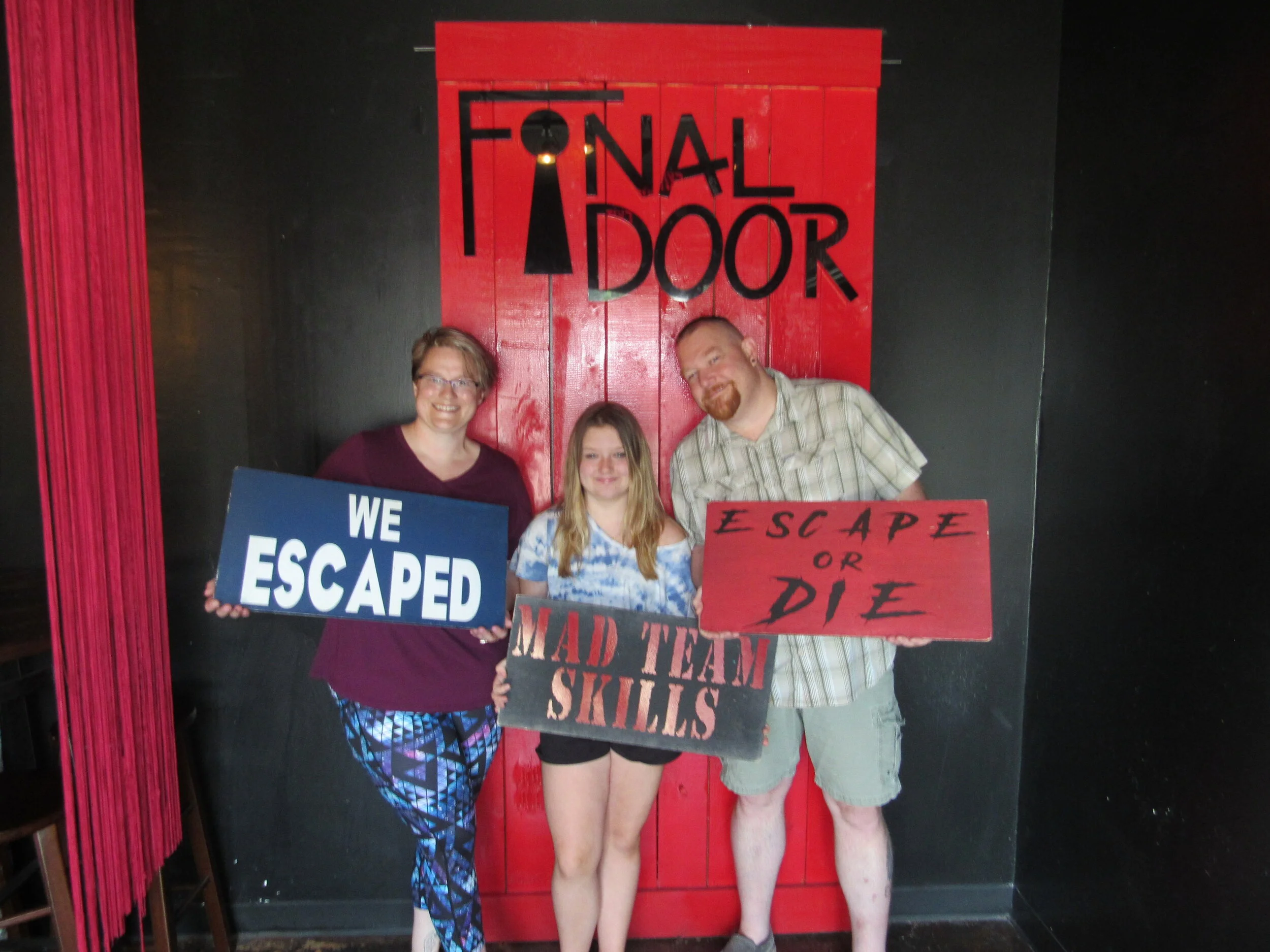the-final-door-escape-room-columbia-sc-team-photos-07-28-21 (3).JPG