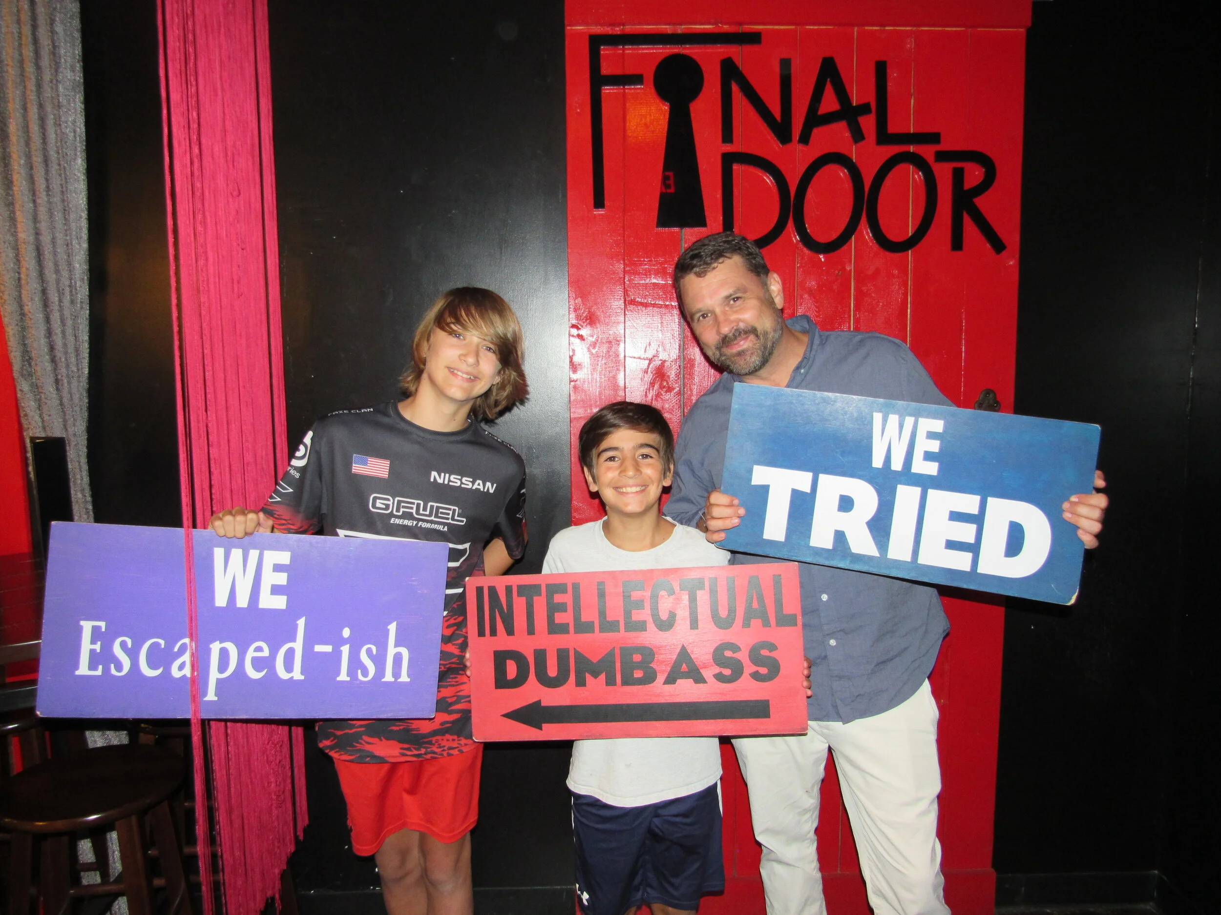 the-final-door-escape-room-columbia-sc-team-photos-08-04-21 (33).JPG