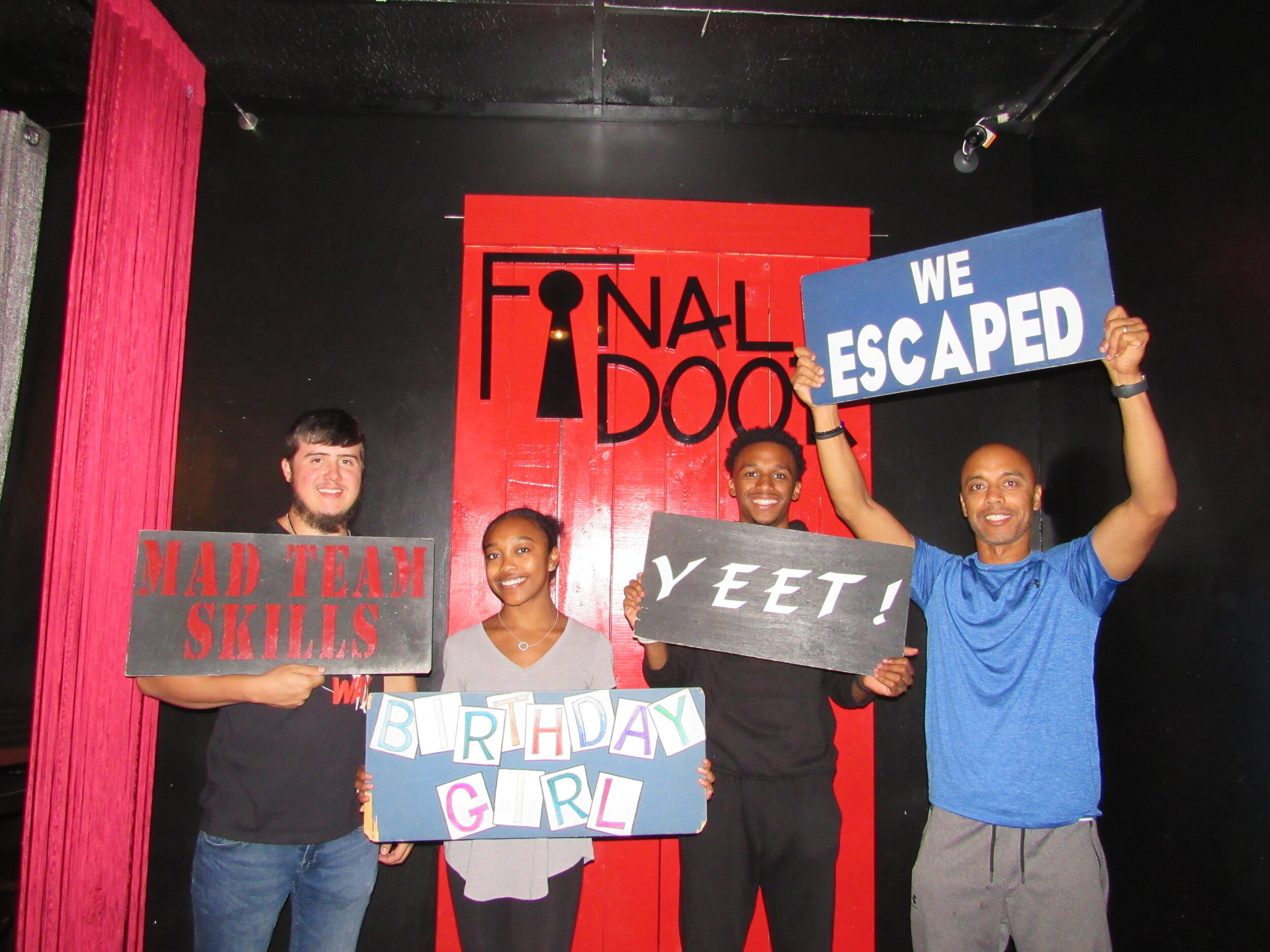the-final-door-escape-room-columbia-sc-team-photos-08-05-21 (6).JPG