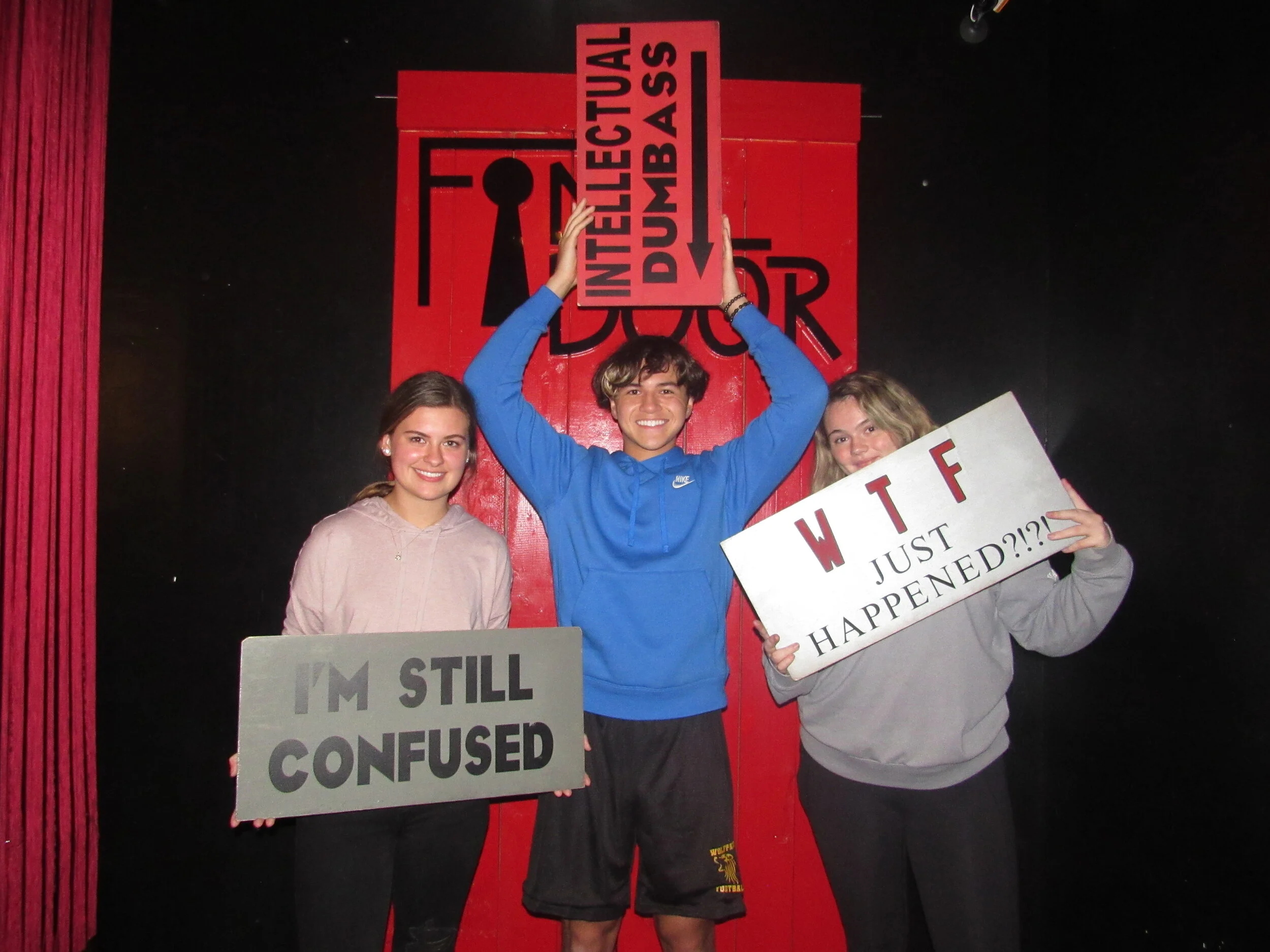 the-final-door-escape-room-columbia-sc-team-photos-08-22-21 (13).JPG