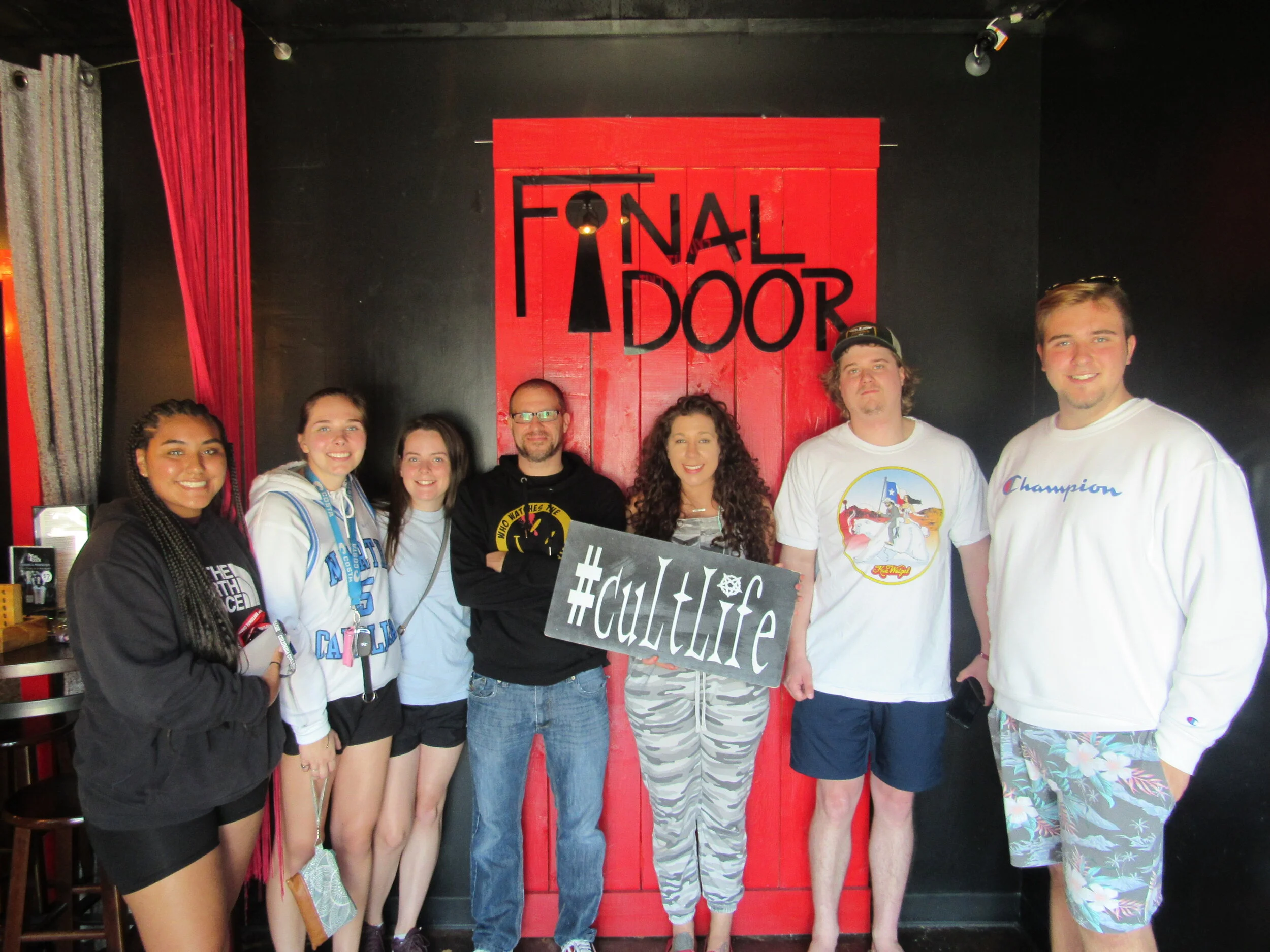 the-final-door-escape-room-columbia-sc-team-photos-09-04-21 (2).JPG