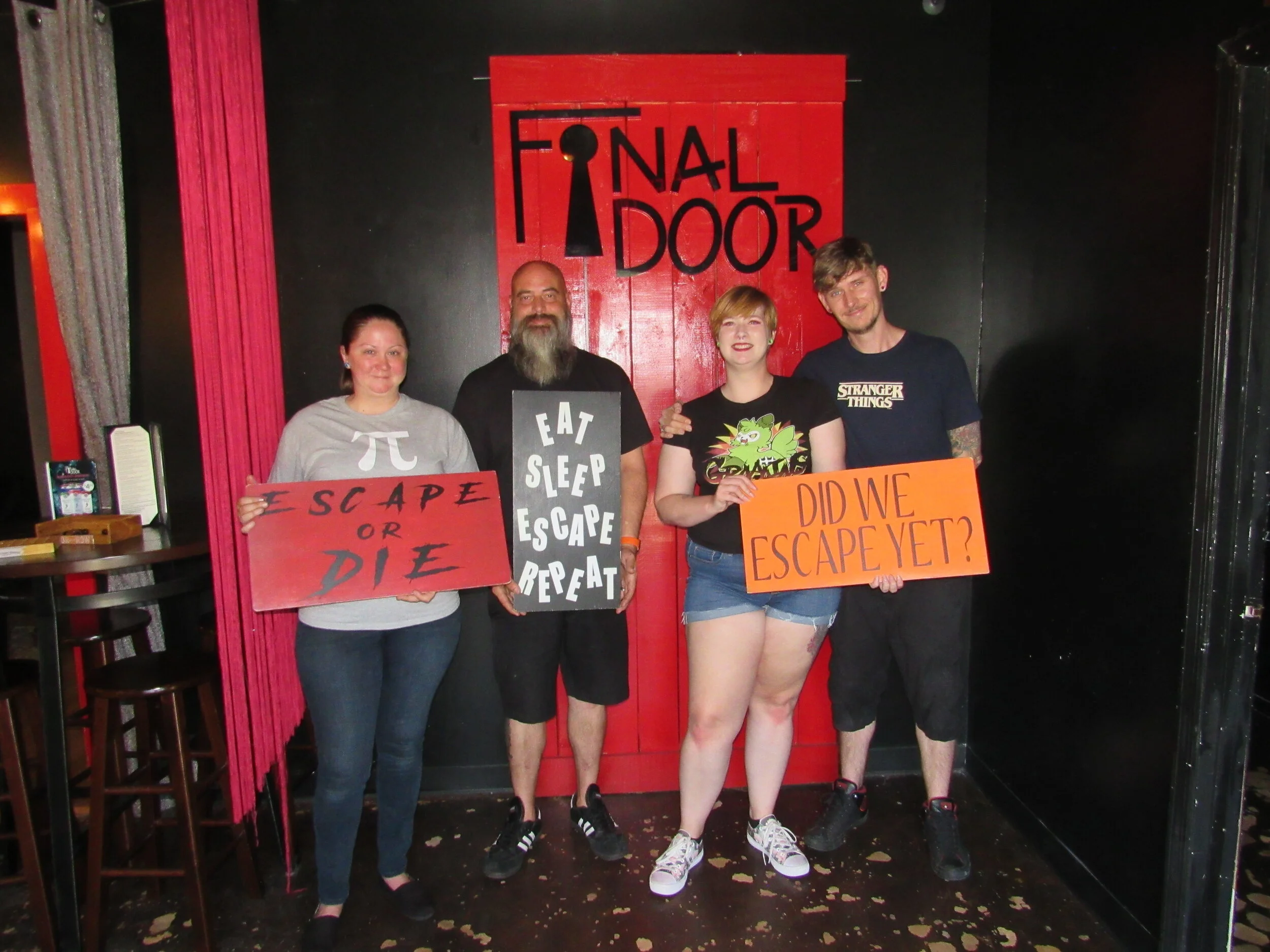 the-final-door-escape-room-columbia-sc-team-photos-09-05-21 (5).JPG