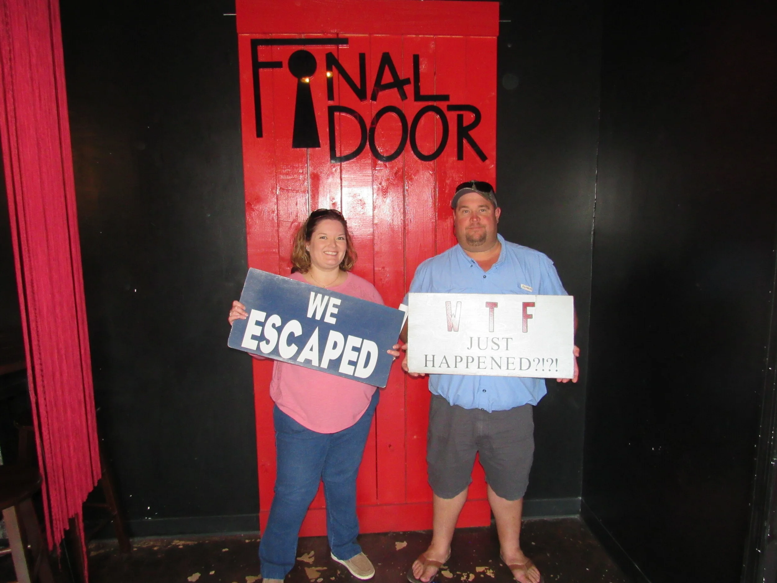 the-final-door-escape-room-columbia-sc-team-photos-09-11-21 (7).JPG