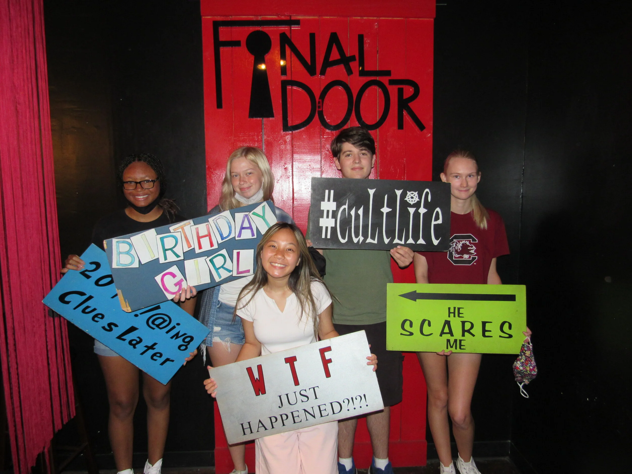 the-final-door-escape-room-columbia-sc-team-photos-09-12-21 (7).JPG