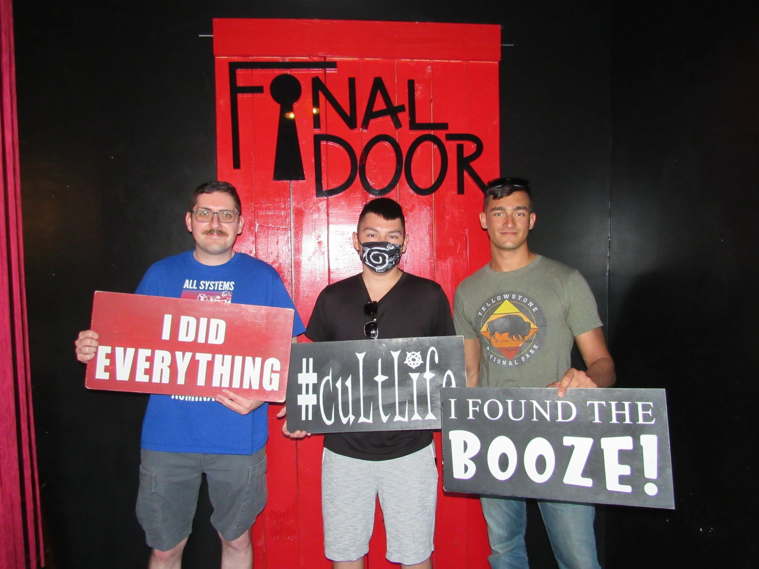 the-final-door-escape-room-columbia-sc-team-photos-09-13-21 (1).JPG