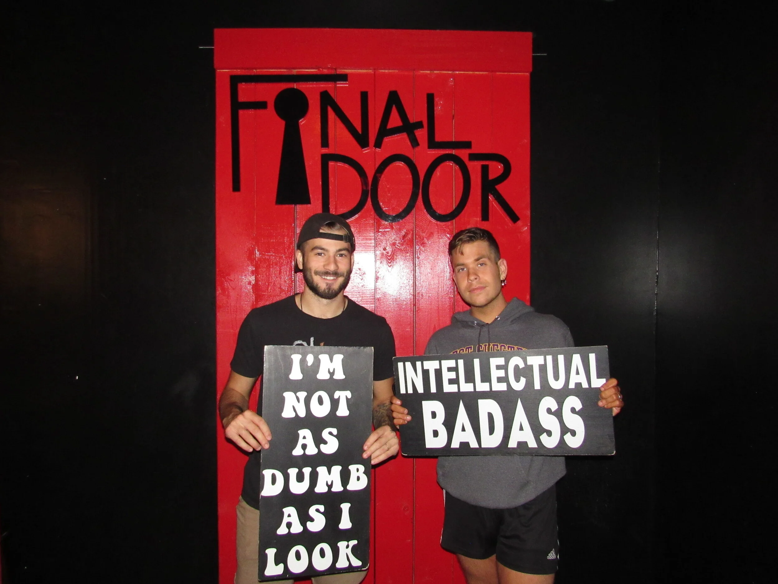 the-final-door-escape-room-columbia-sc-team-photos-09-14-21 (4).JPG