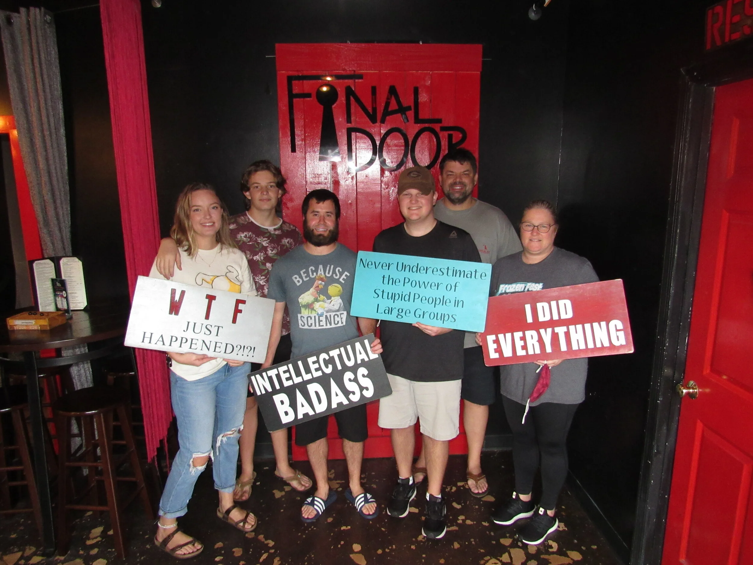 the-final-door-escape-room-columbia-sc-team-photos-09-18-21 (18).JPG