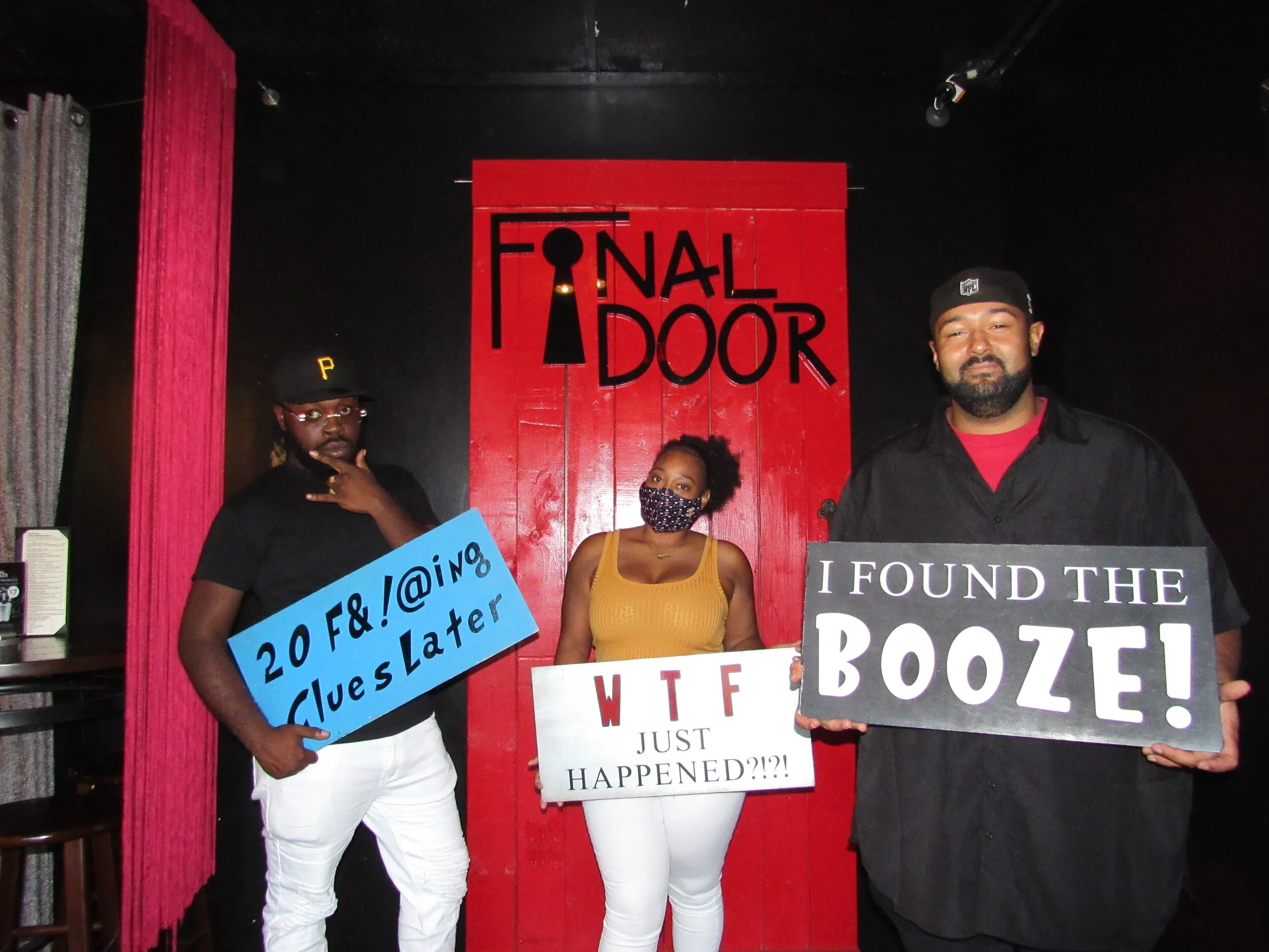the-final-door-escape-room-columbia-sc-team-photos-09-18-21 (28).JPG