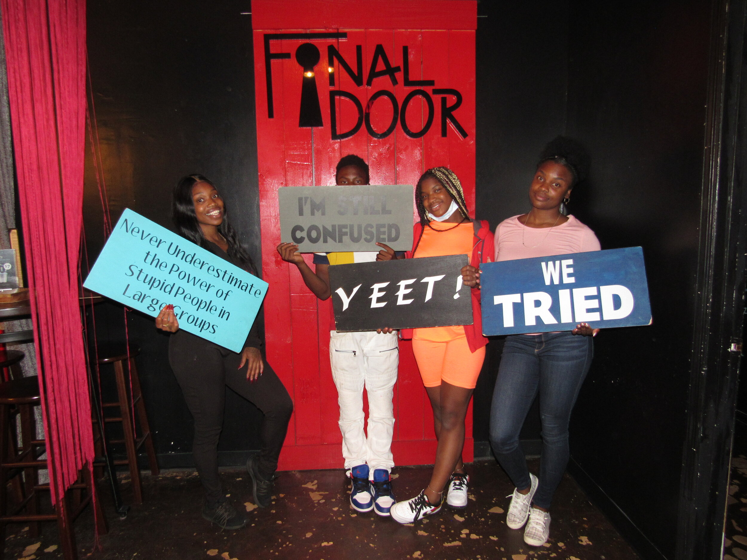 the-final-door-escape-room-columbia-sc-team-photos-10-01-21 (14).JPG