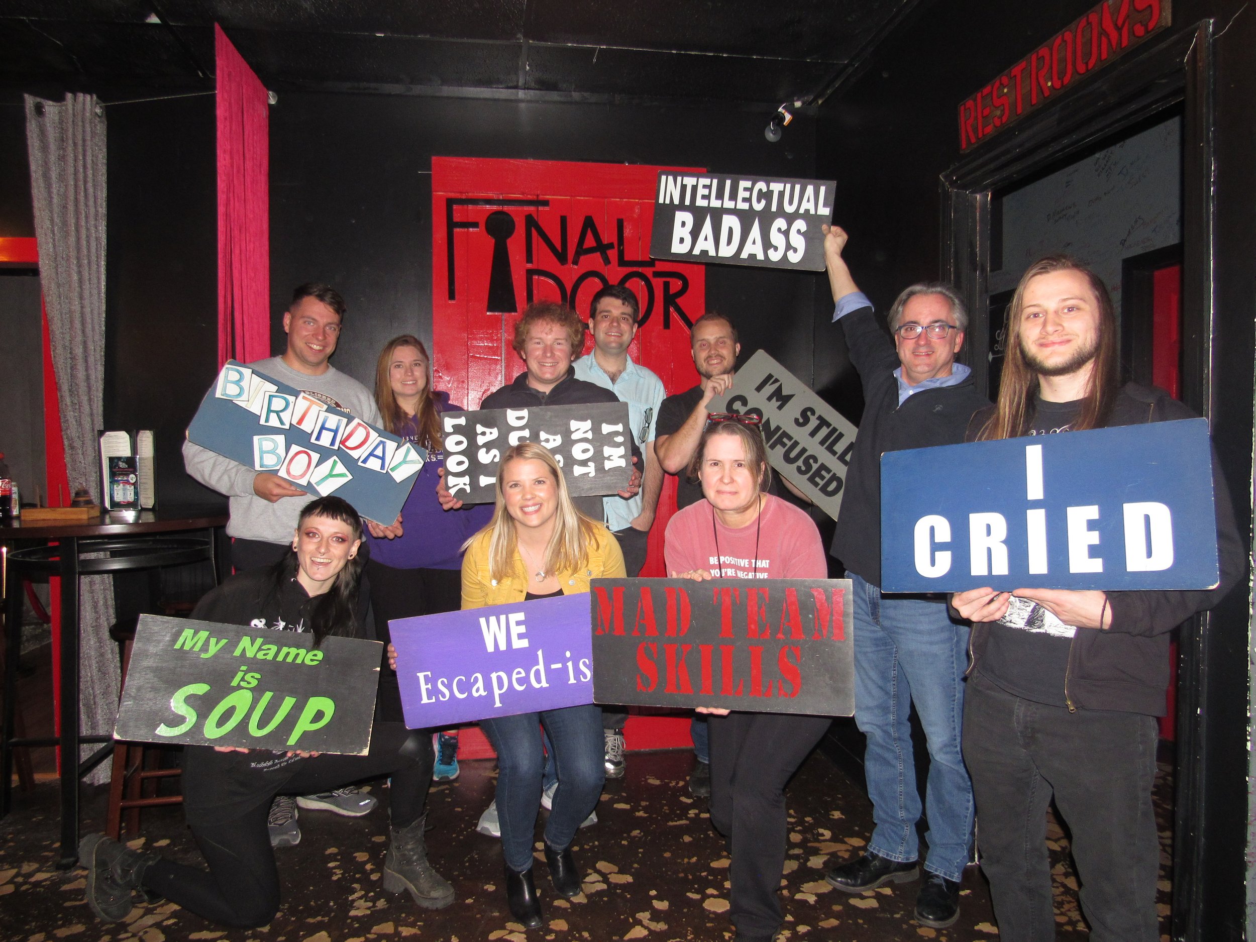 the-final-door-escape-room-columbia-sc-team-photos-11-05-21 (10).JPG
